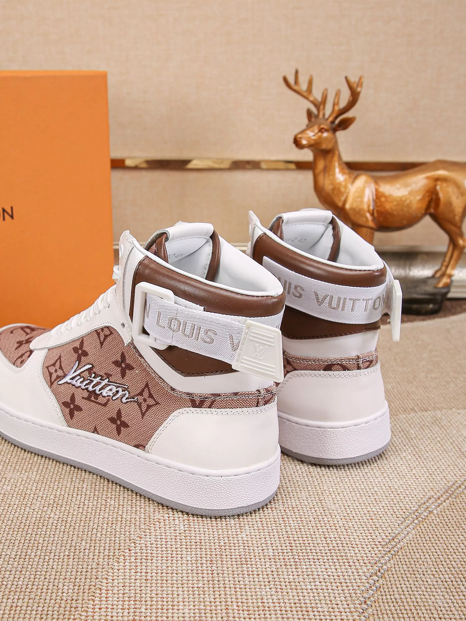 Louis Vuitton High Tops Shoes For Men Practical 3396