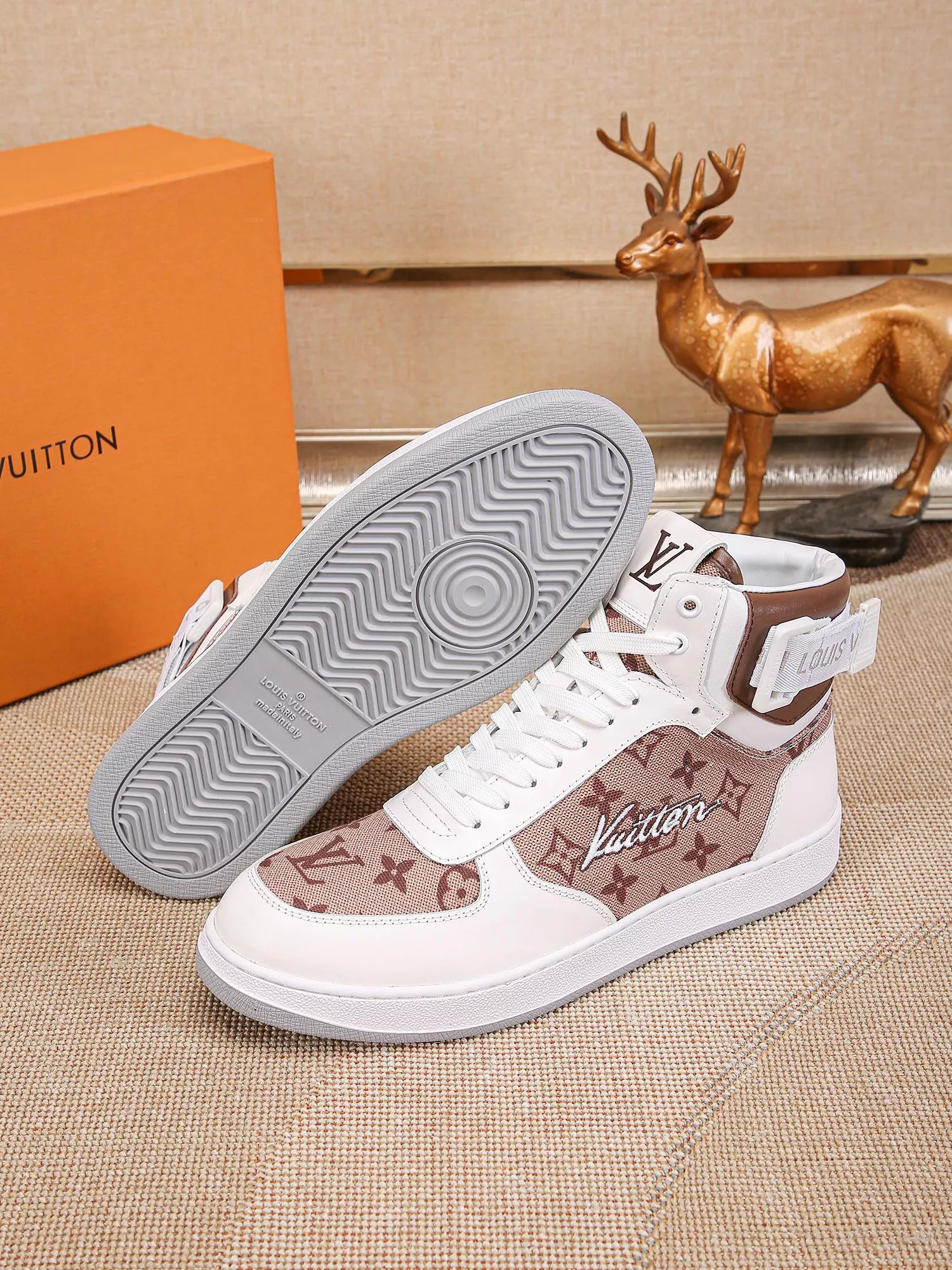 Louis Vuitton High Tops Shoes For Men Practical 3396