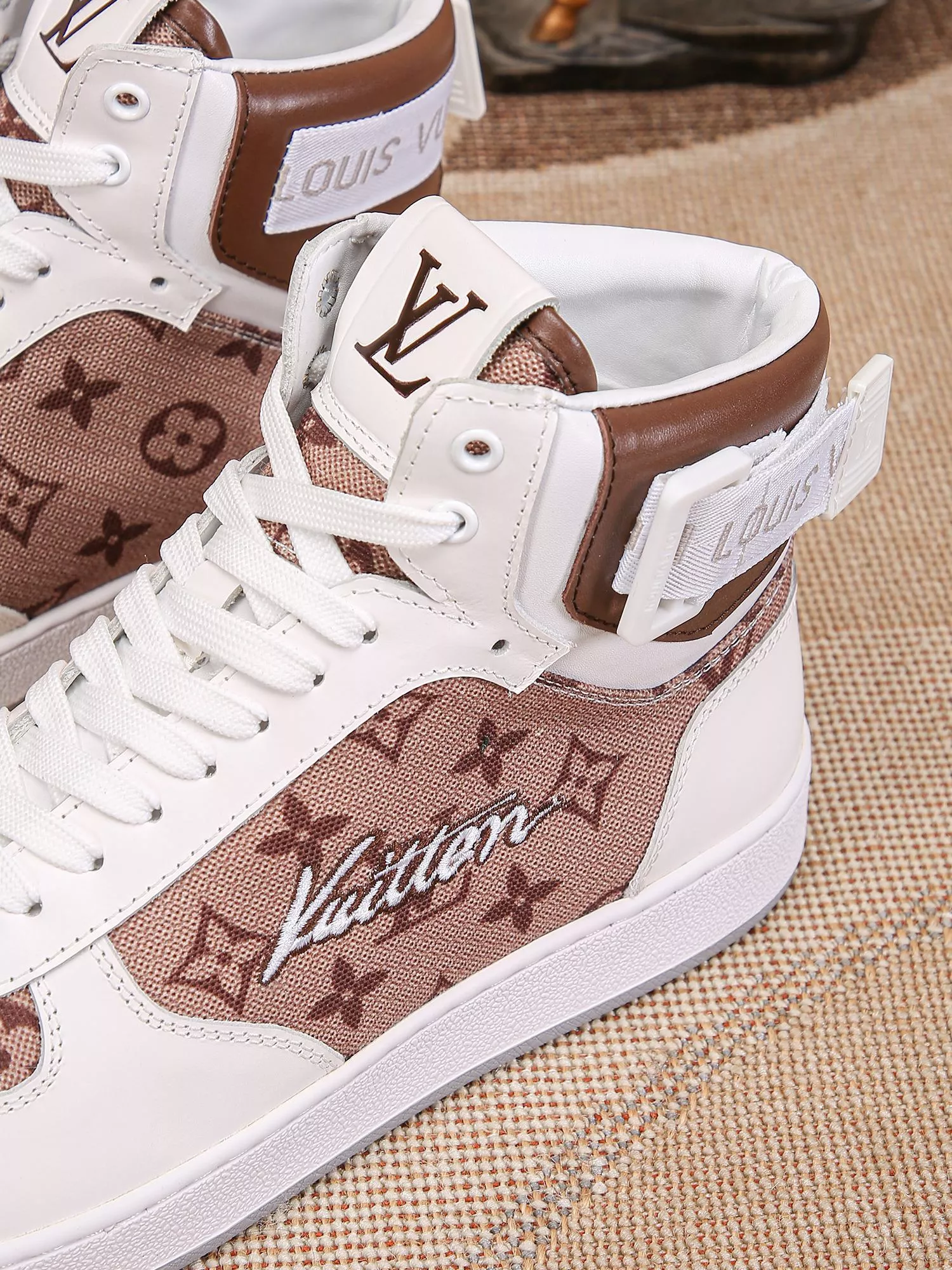 Louis Vuitton High Tops Shoes For Men Practical 3396