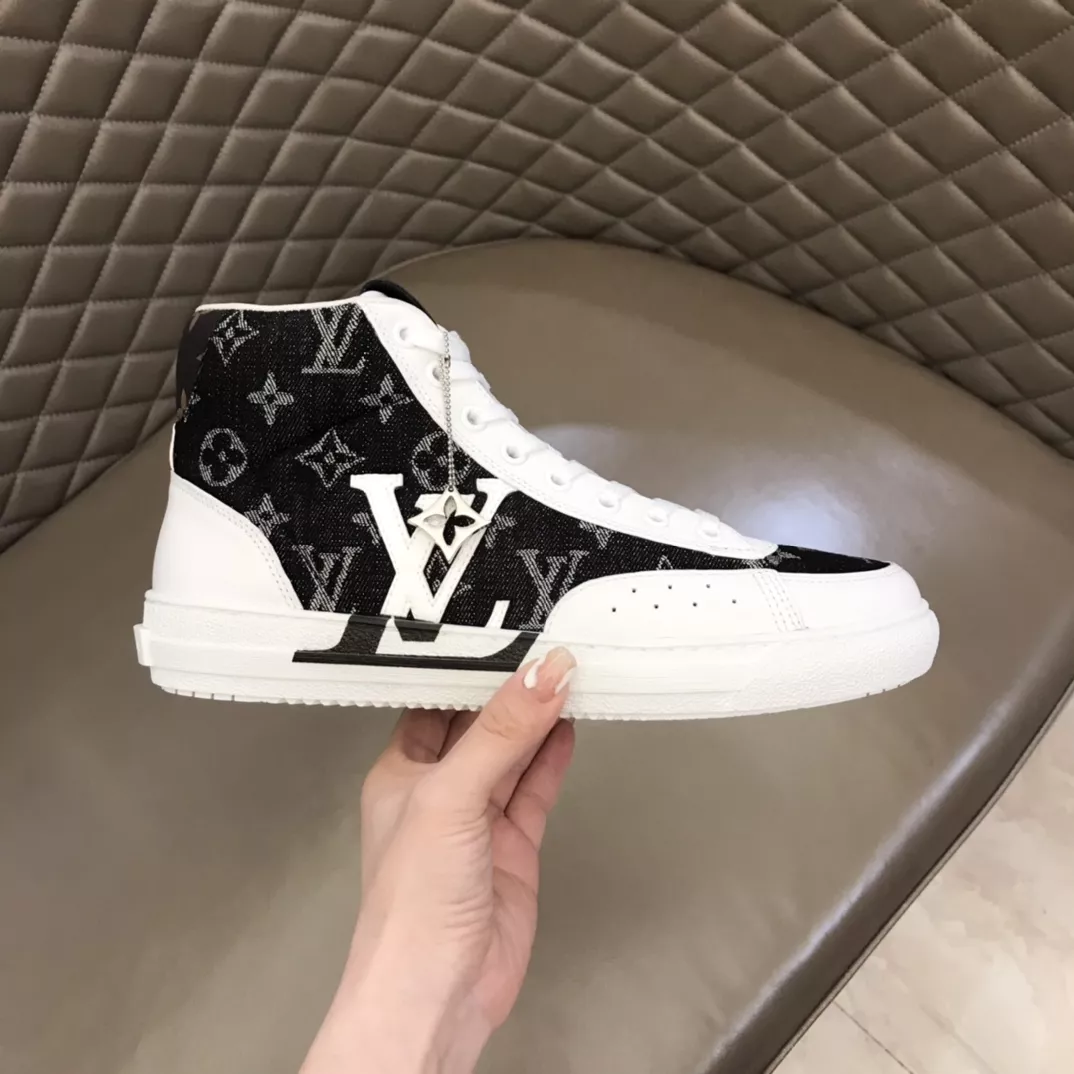 Louis Vuitton High Tops Shoes For Men Versatile 8159