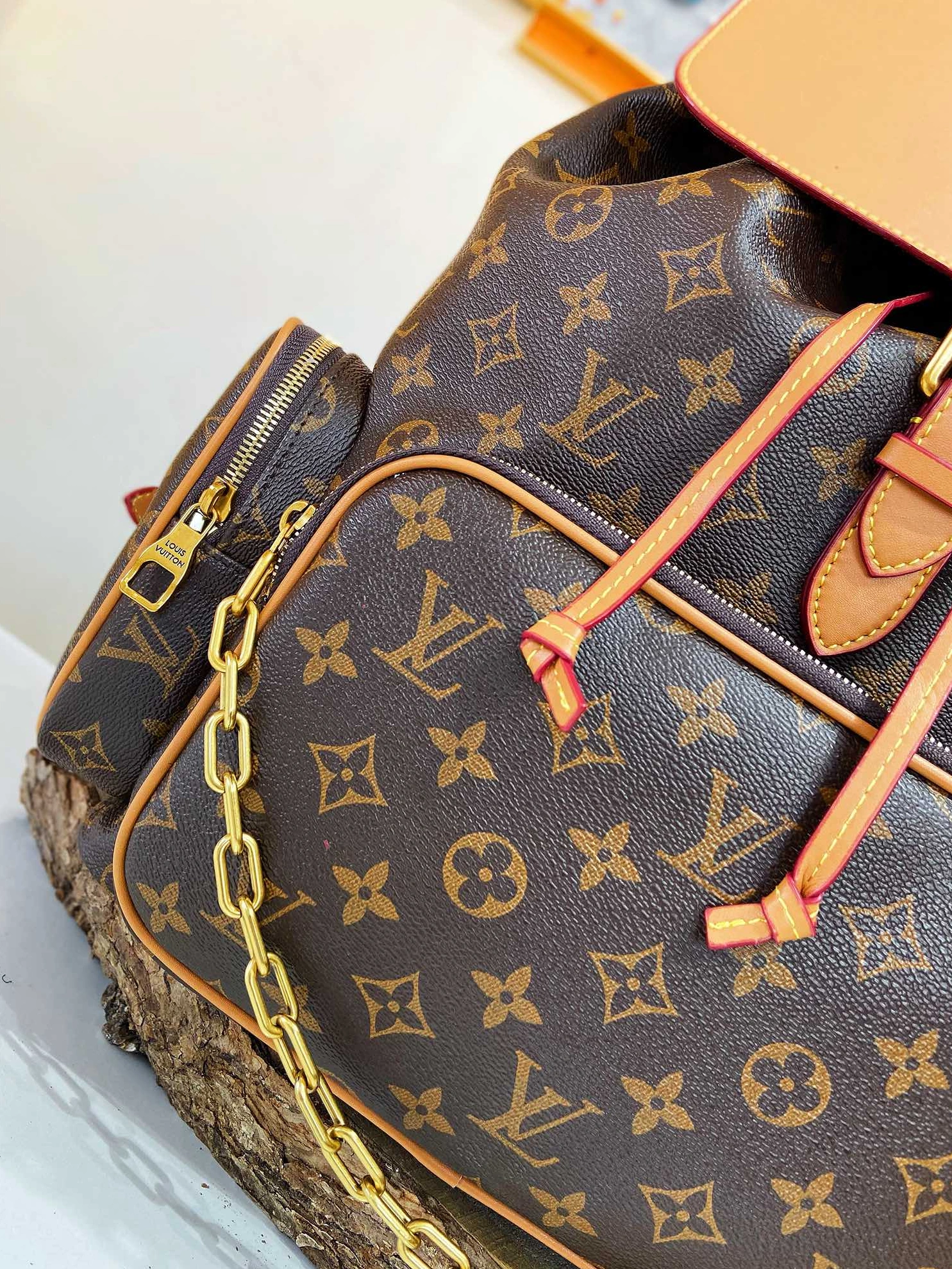 Louis Vuitton LV AAA Man Backpacks AllSeason 1257