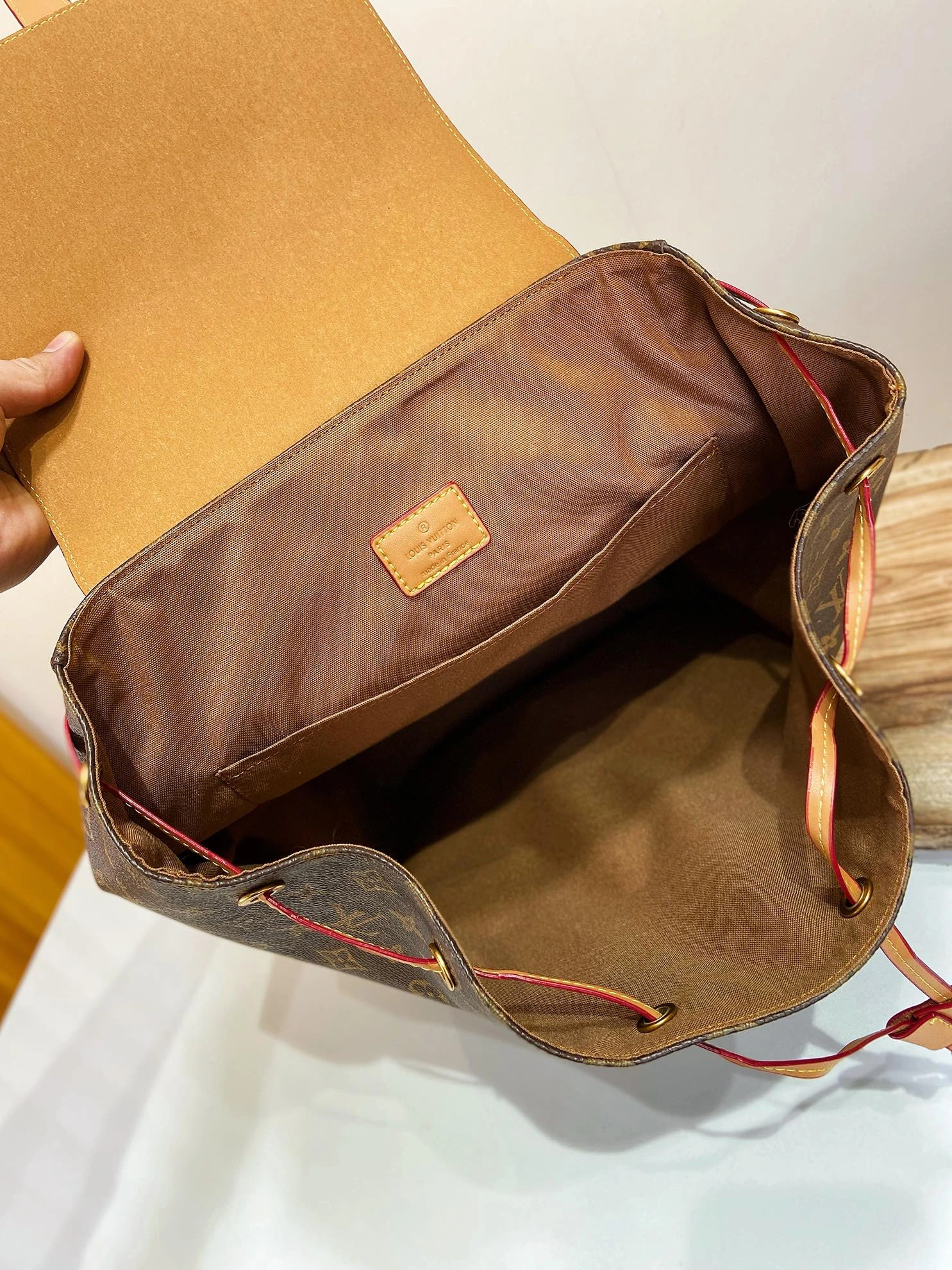 Louis Vuitton LV AAA Man Backpacks AllSeason 1257