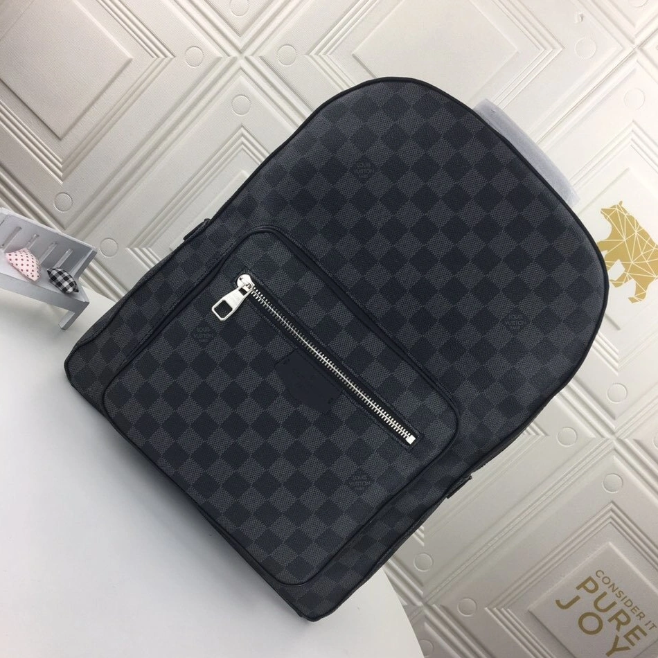 Louis Vuitton LV AAA Man Backpacks BestValue 970
