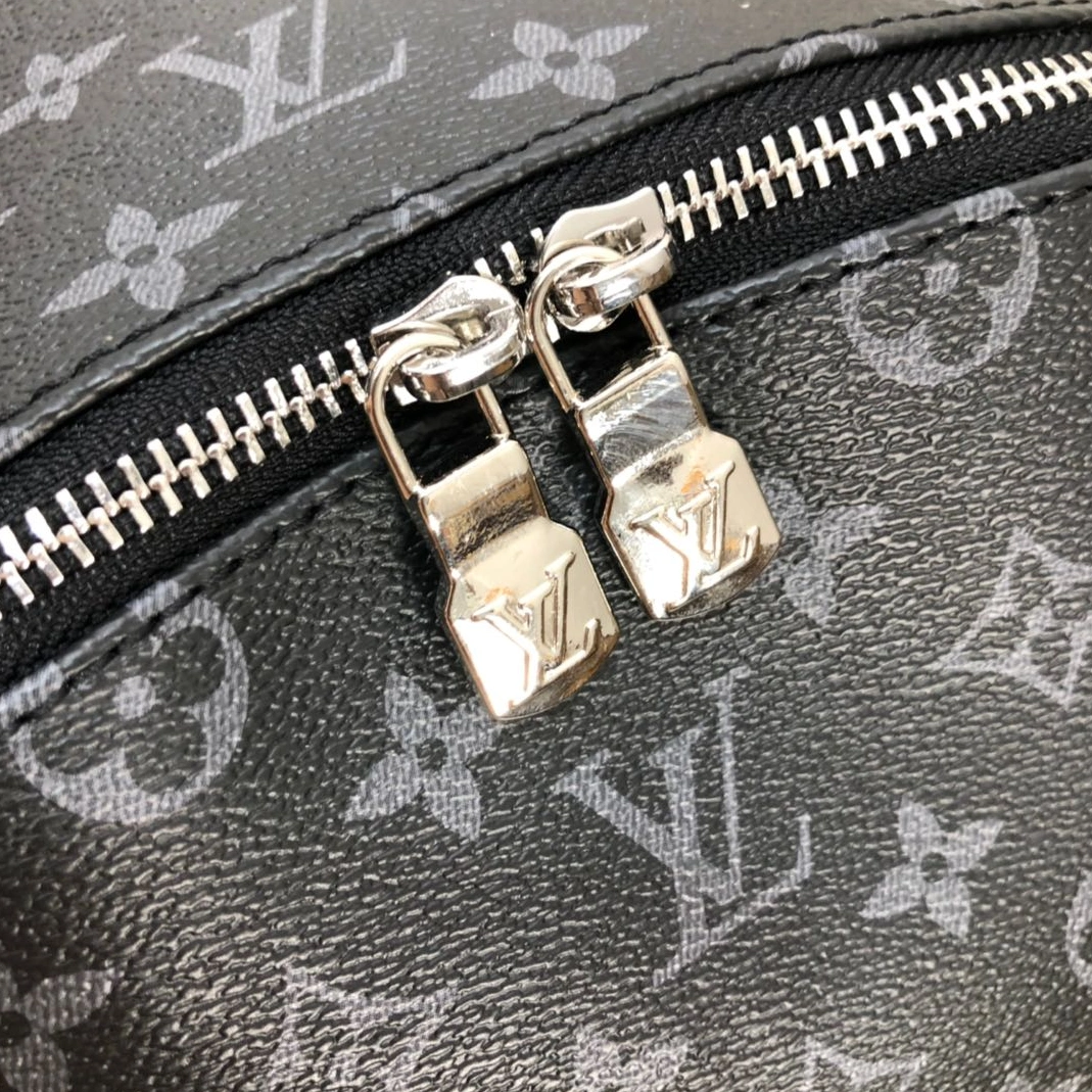Louis Vuitton LV AAA Man Backpacks Classic 3199