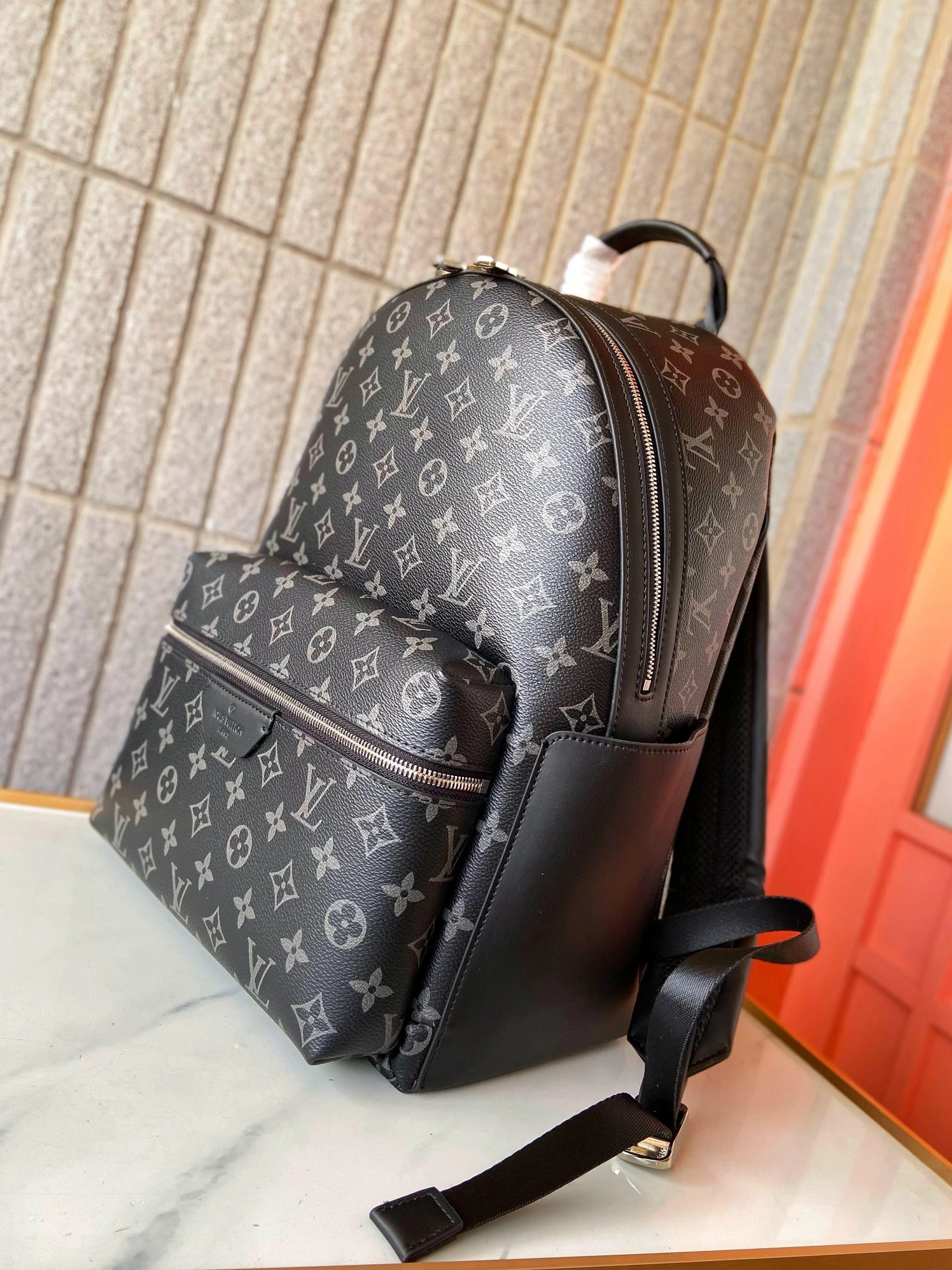 Louis Vuitton LV AAA Man Backpacks Durable 1808
