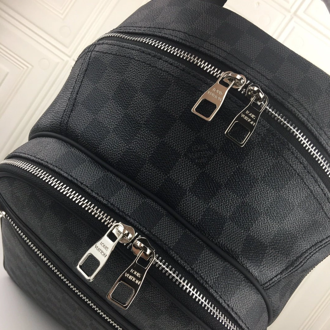 Louis Vuitton LV AAA Man Backpacks For Men Unique 6102