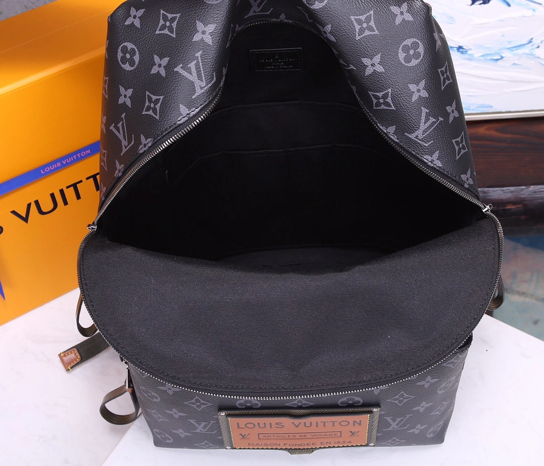Louis Vuitton LV AAA Man Backpacks GoAnywhere 398
