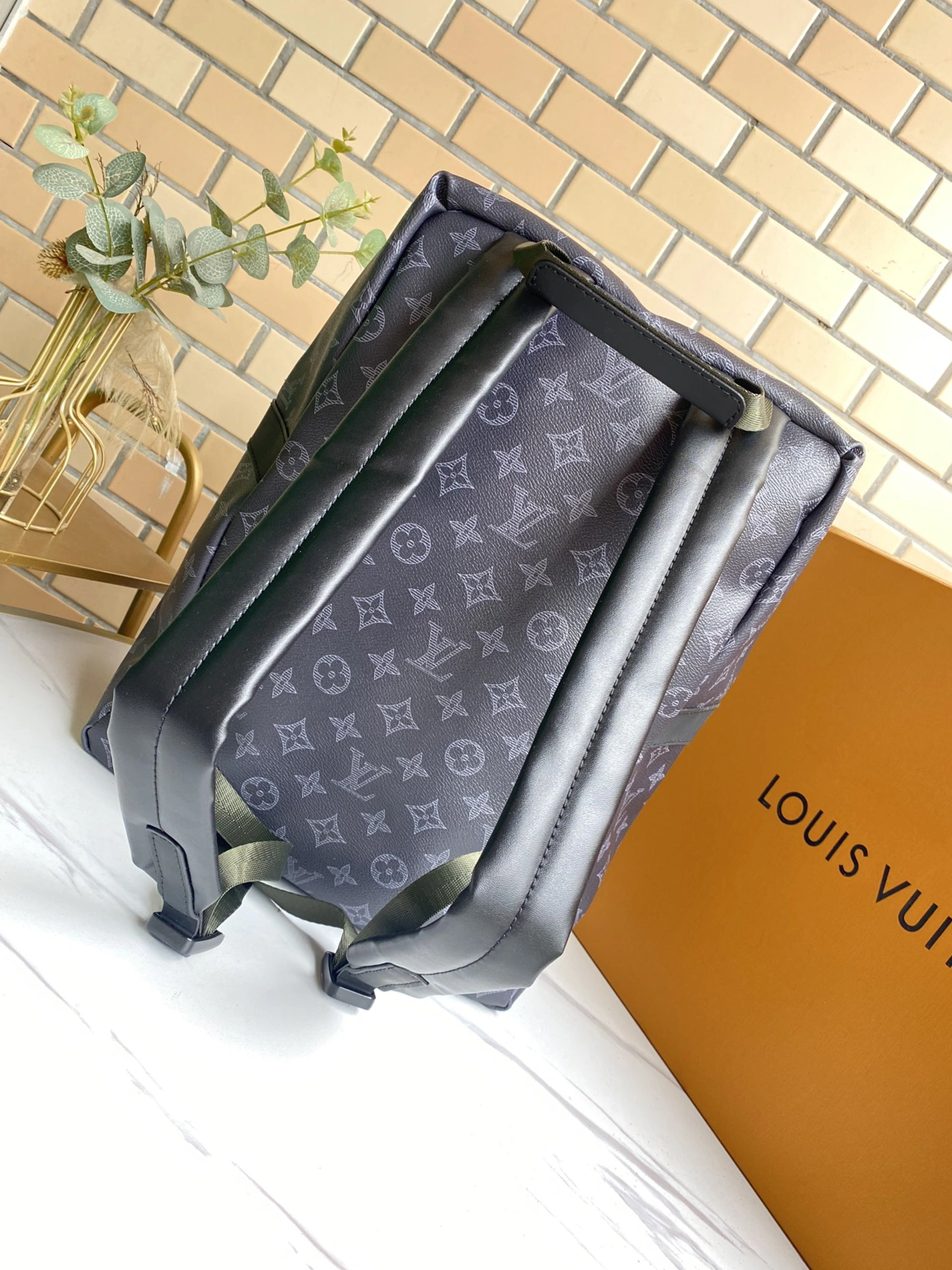 Louis Vuitton LV AAA Man Backpacks GoAnywhere 4866