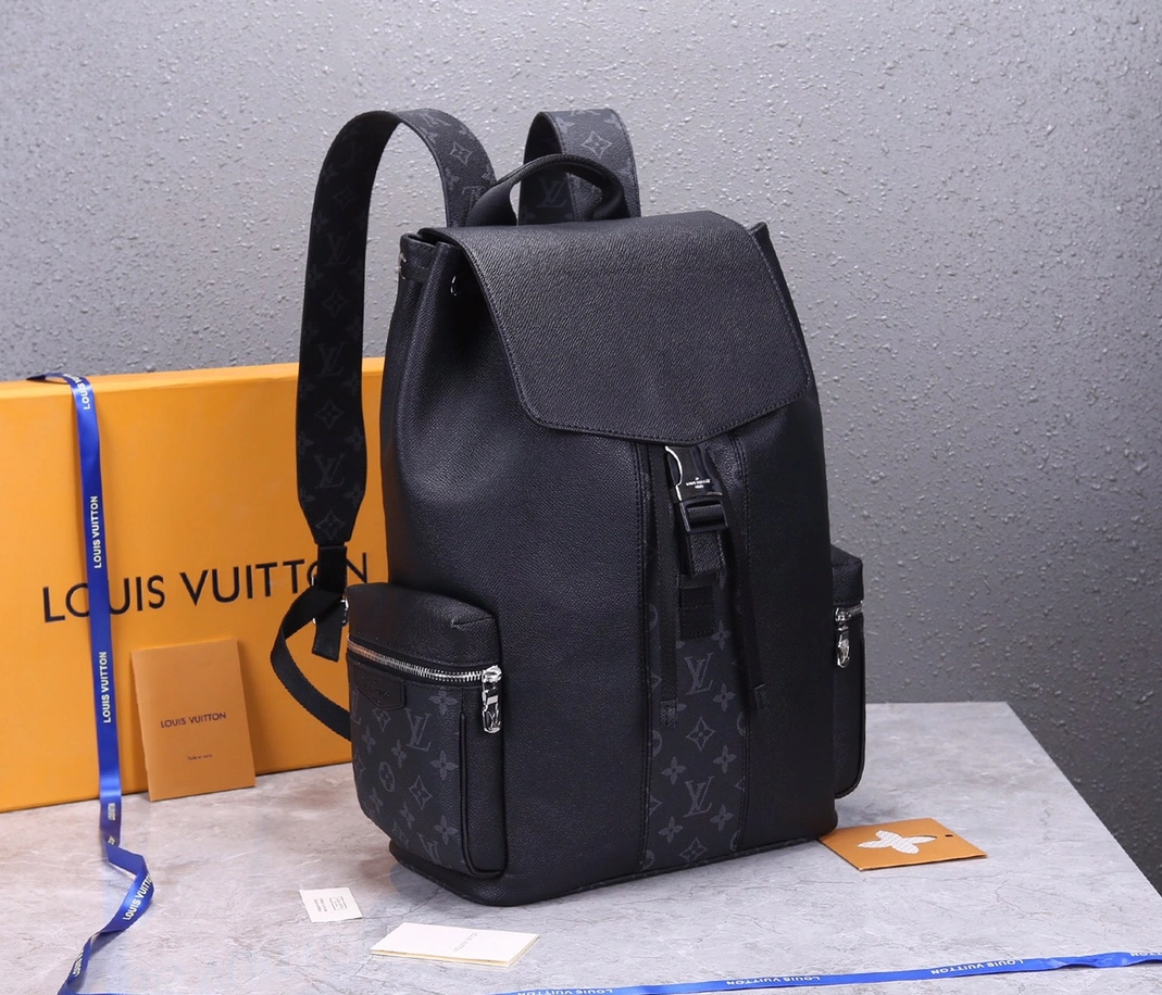 Louis Vuitton LV AAA Man Backpacks GoAnywhere 5392