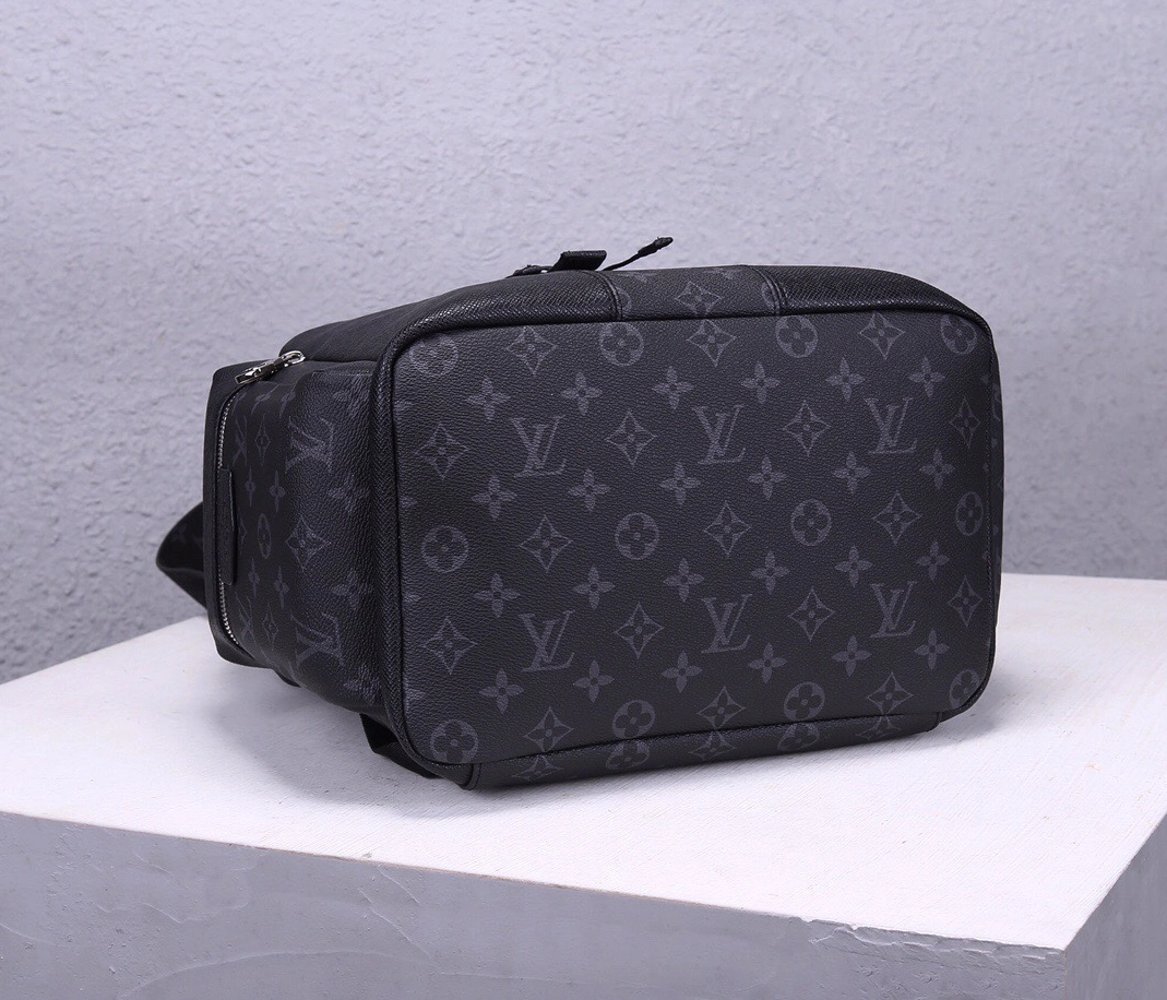 Louis Vuitton LV AAA Man Backpacks GoAnywhere 5392