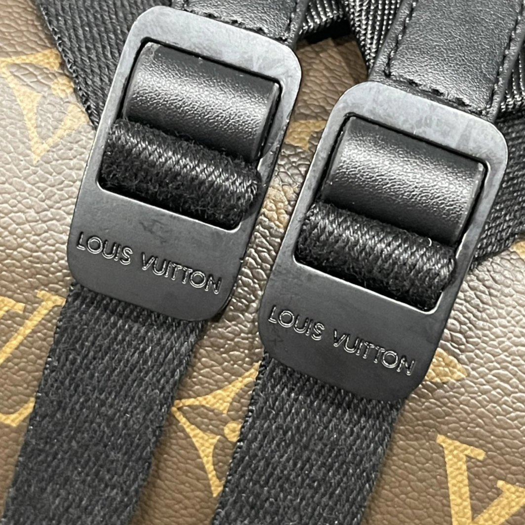 Louis Vuitton LV AAA Man Backpacks Minimalist 3493