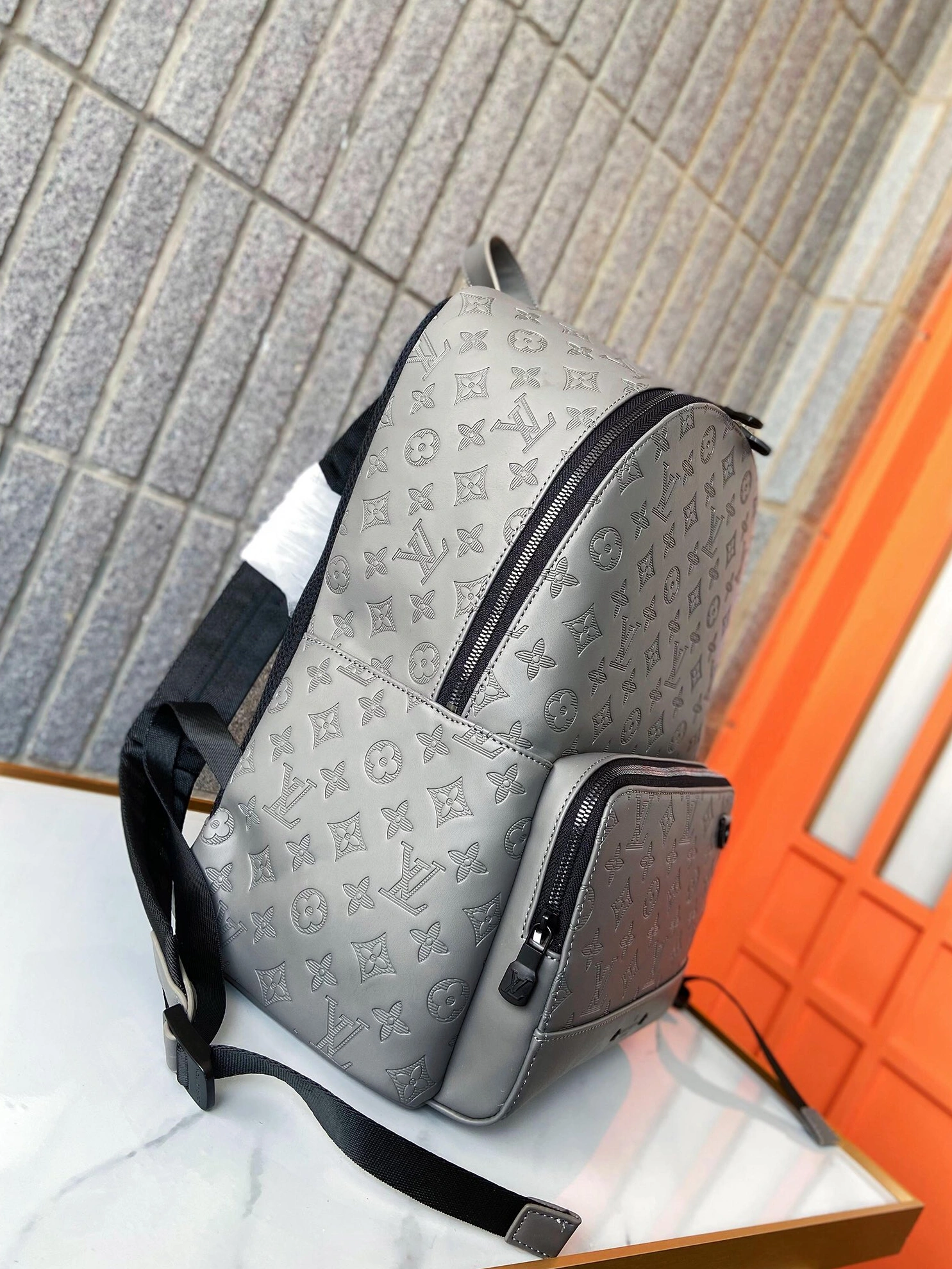 Louis Vuitton LV AAA Man Backpacks Popular 229