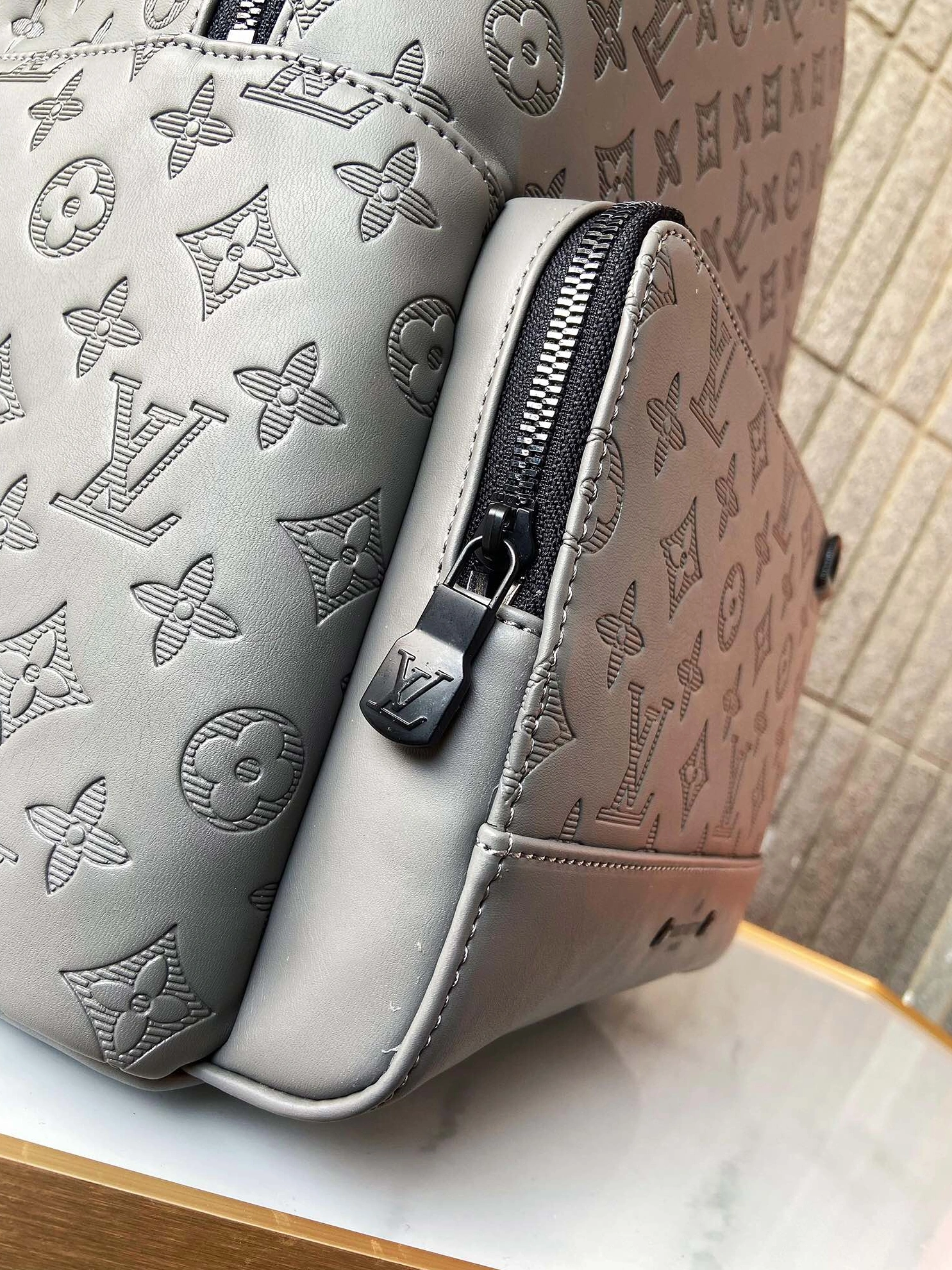 Louis Vuitton LV AAA Man Backpacks Popular 229