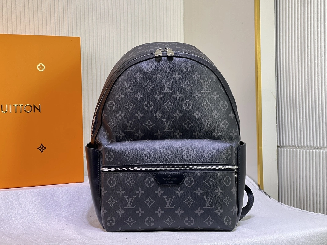 Louis Vuitton LV AAA Man Backpacks Refined 5688