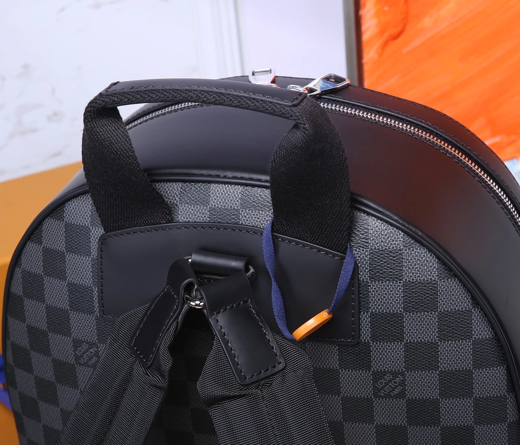 Louis Vuitton LV AAA Man Backpacks Reliable 4601