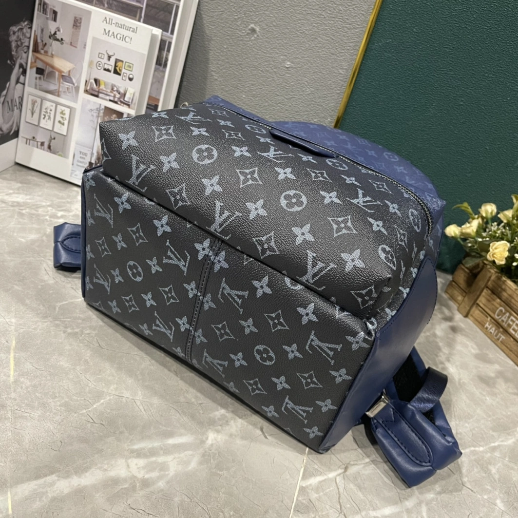 Louis Vuitton LV AAA Man Backpacks Stylish 2091