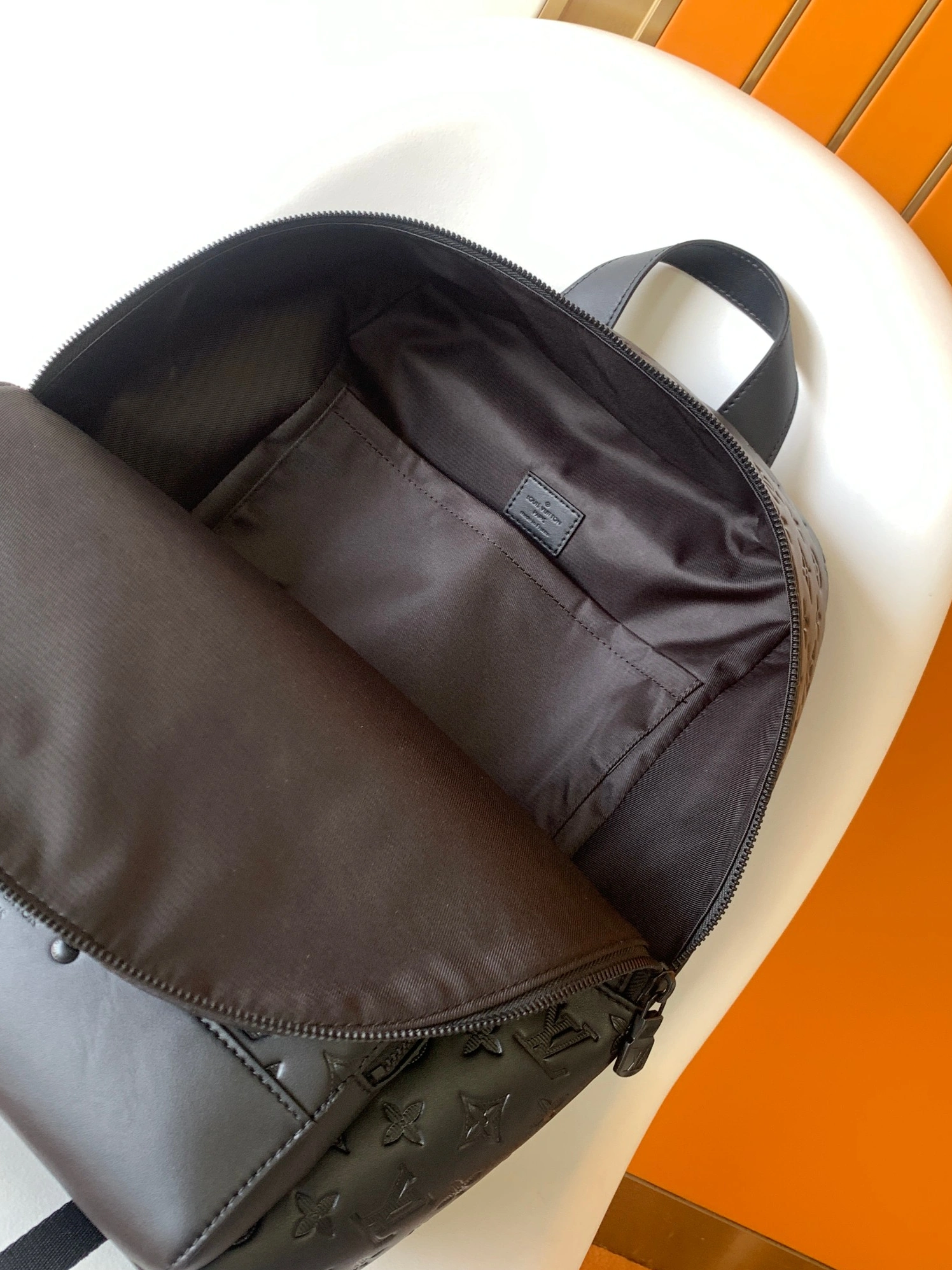 Louis Vuitton LV AAA Man Backpacks Stylish 2257