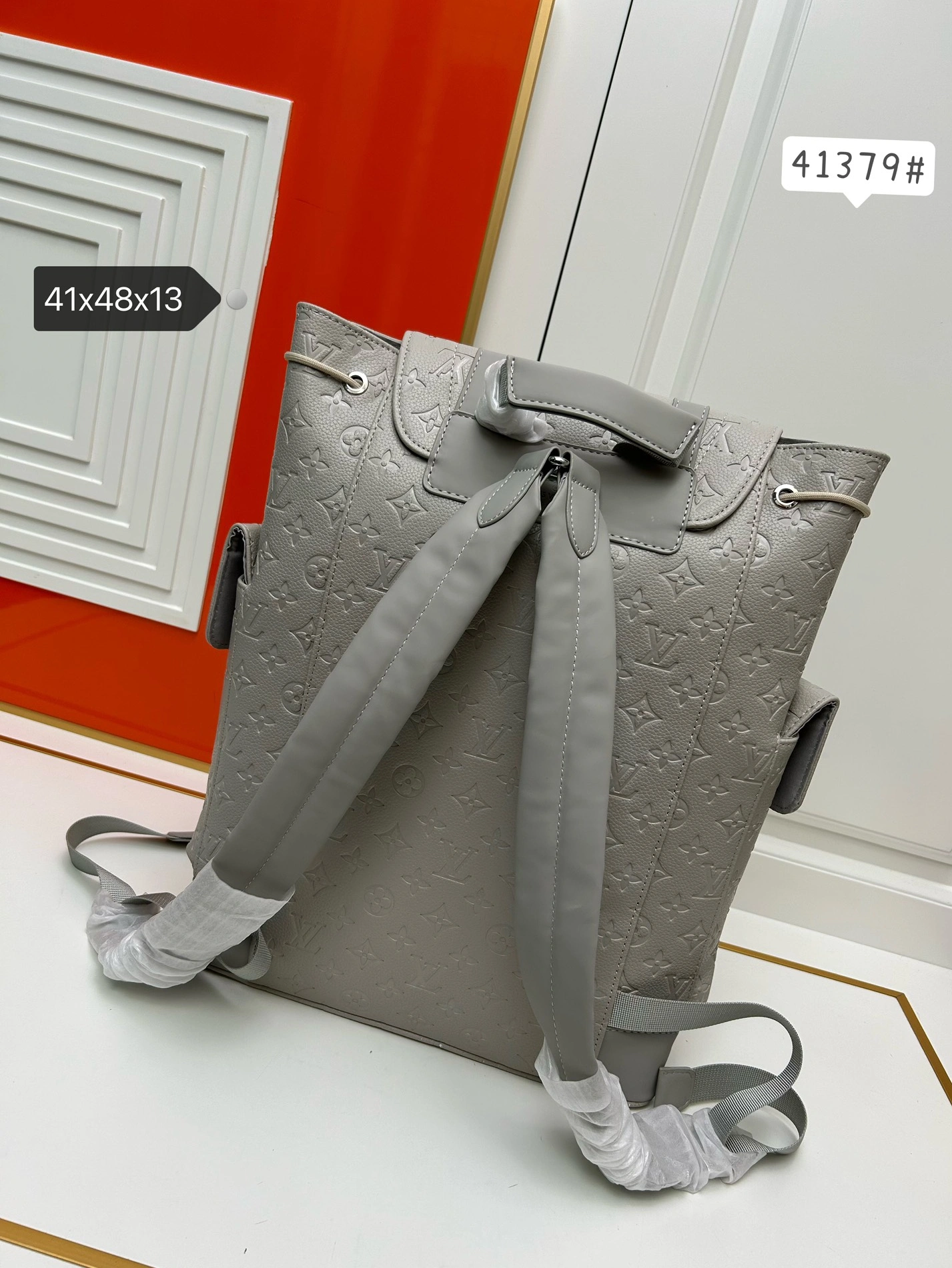 Louis Vuitton LV AAA Man Backpacks Stylish 6369