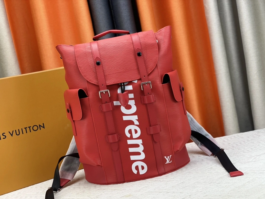 Louis Vuitton LV AAA Man Backpacks Versatile 3517