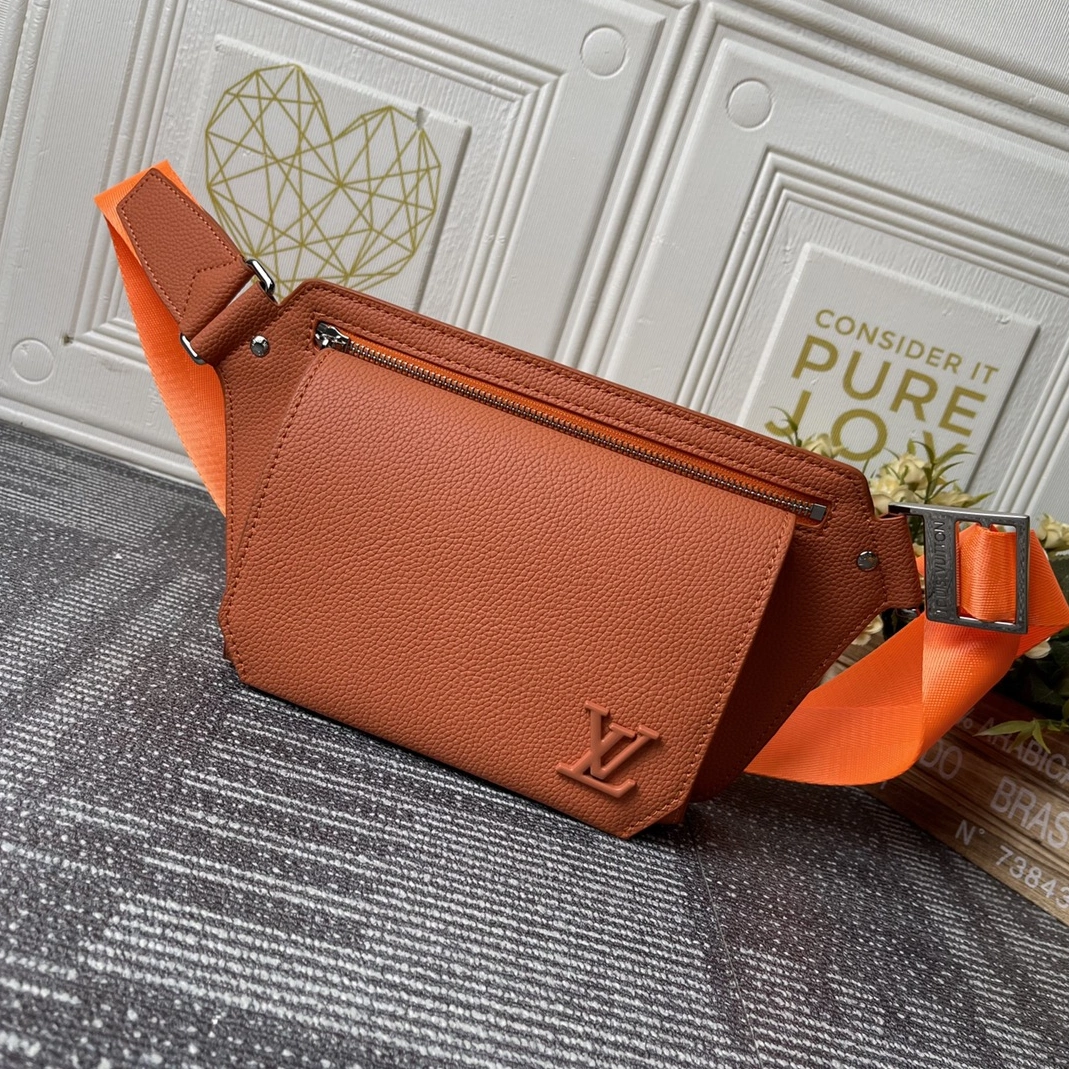 Louis Vuitton LV AAA Man Pockets Refined 4799