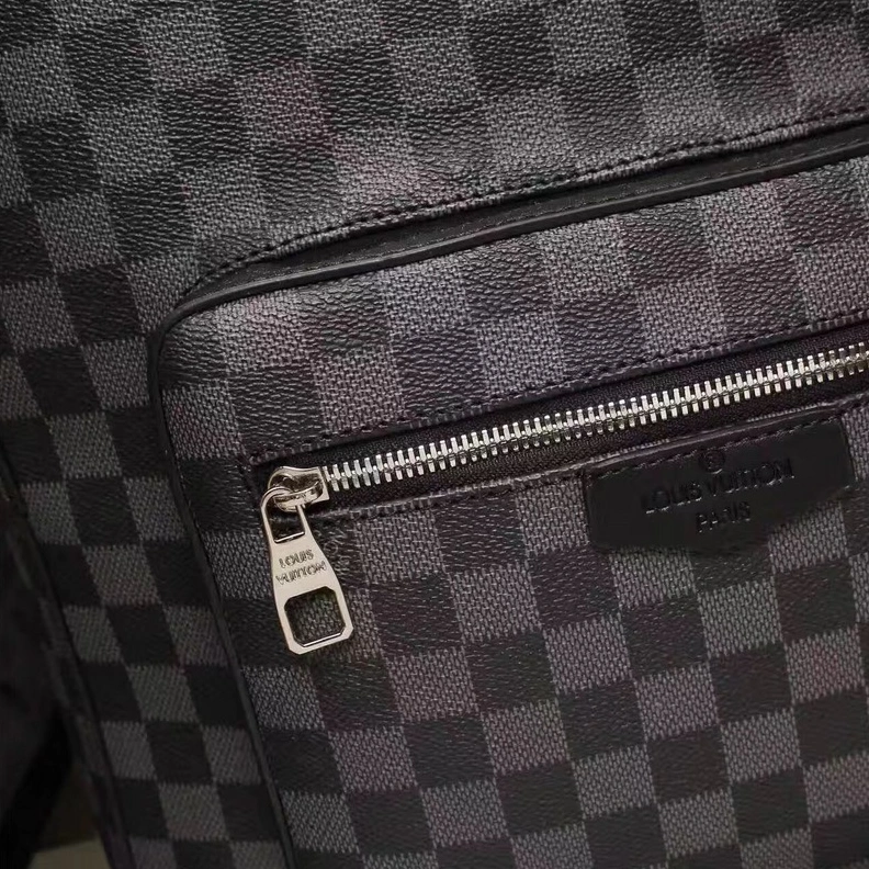 Louis Vuitton LV AAA Quality Backpacks Bright 8421