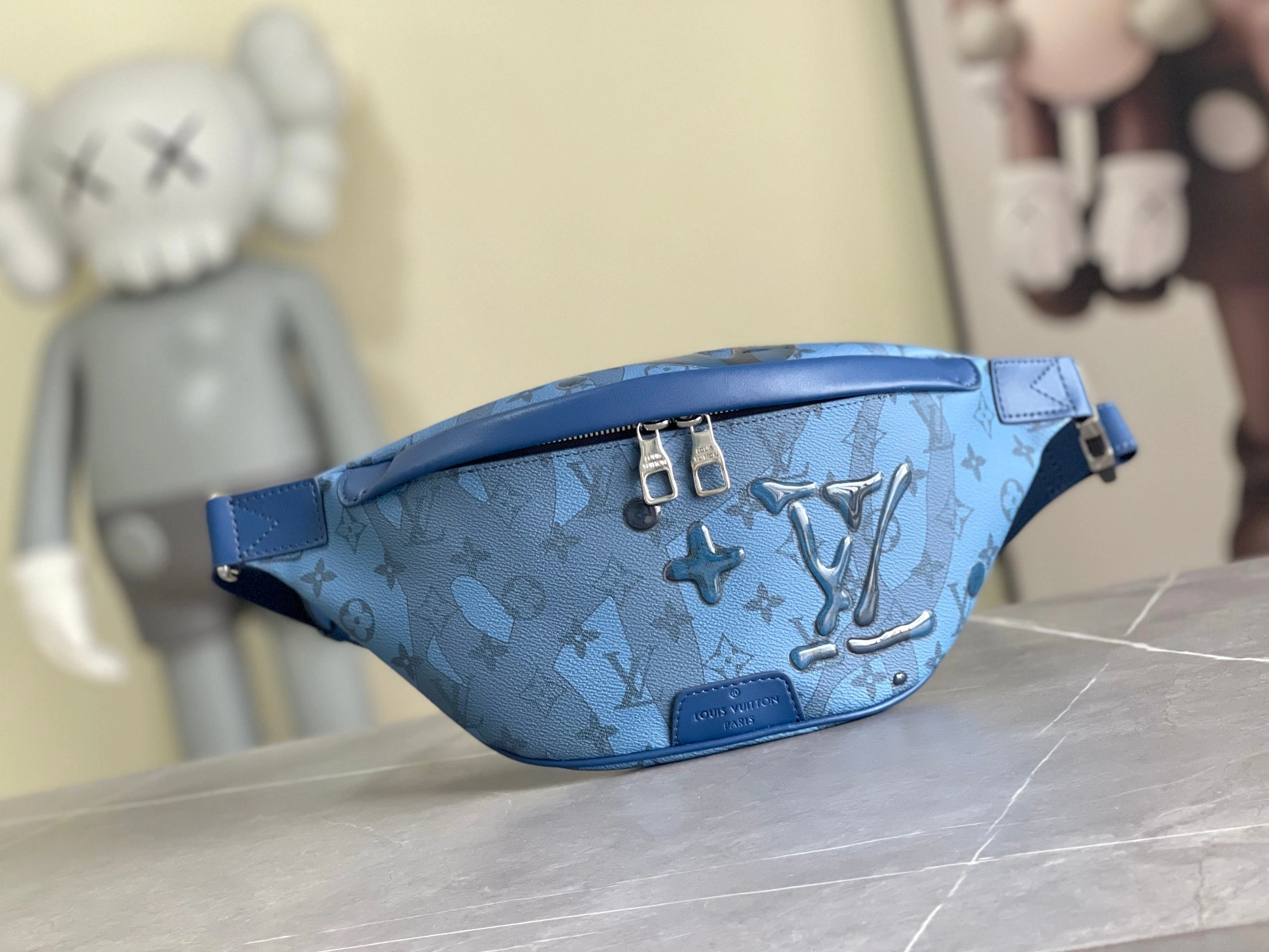 Louis Vuitton LV AAA Quality Belt Bags AllSeason 5511