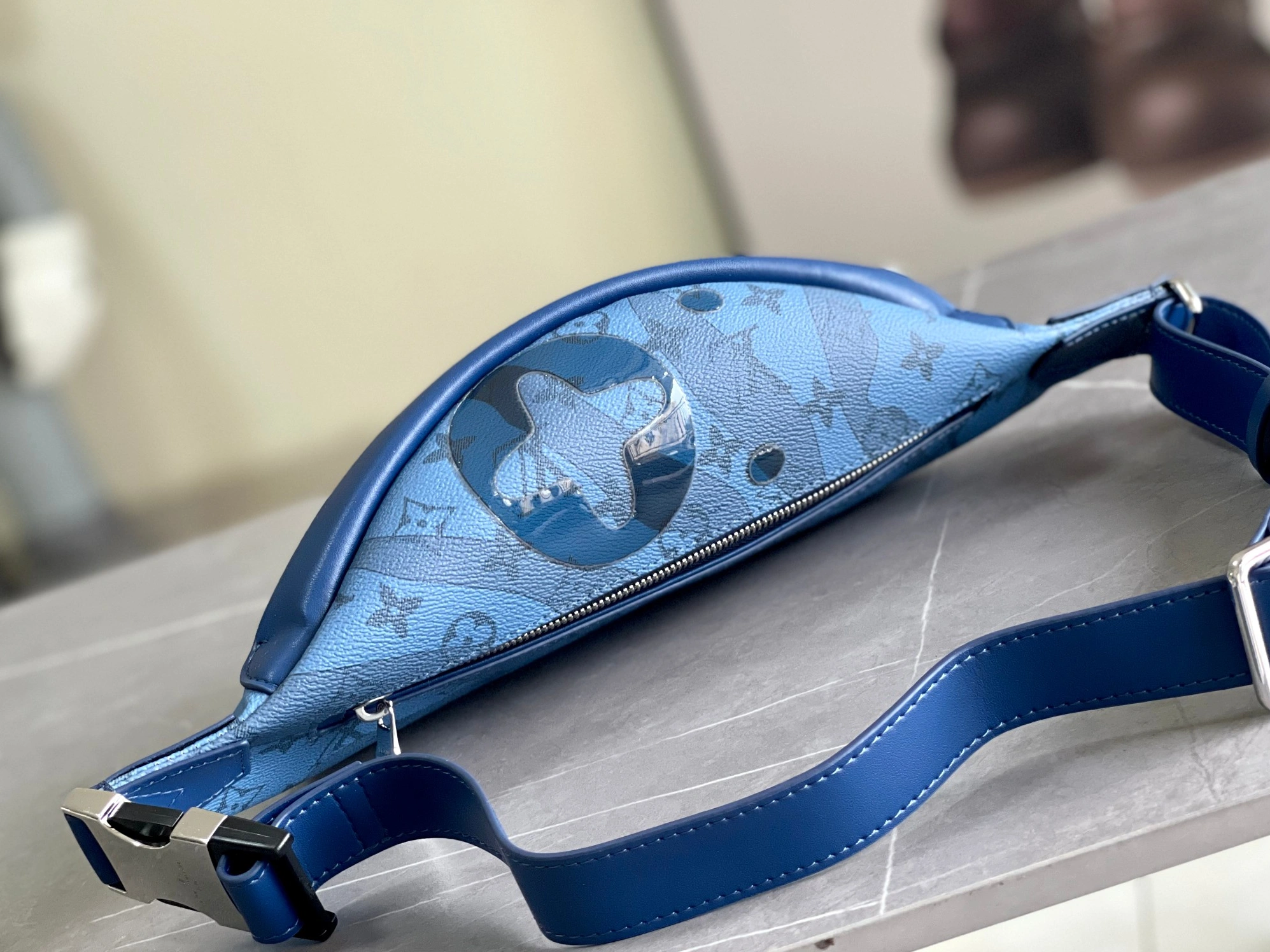 Louis Vuitton LV AAA Quality Belt Bags AllSeason 5511
