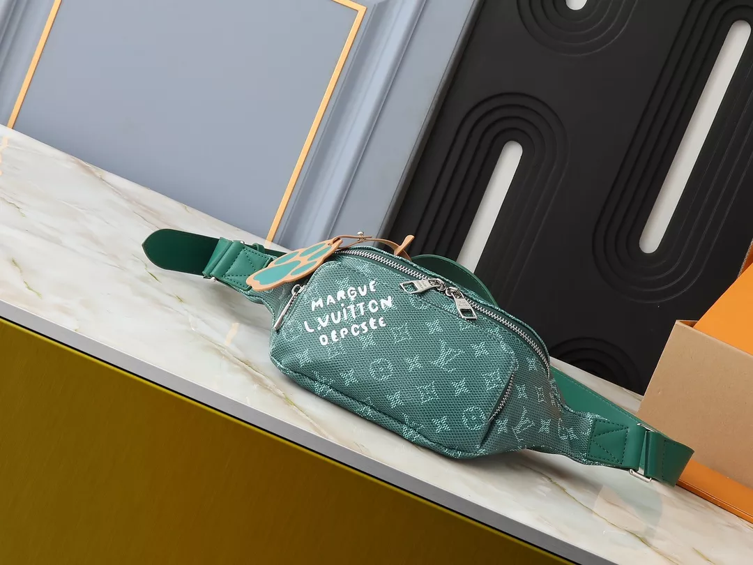 Louis Vuitton LV AAA Quality Belt Bags For Unisex AllSeason 3548