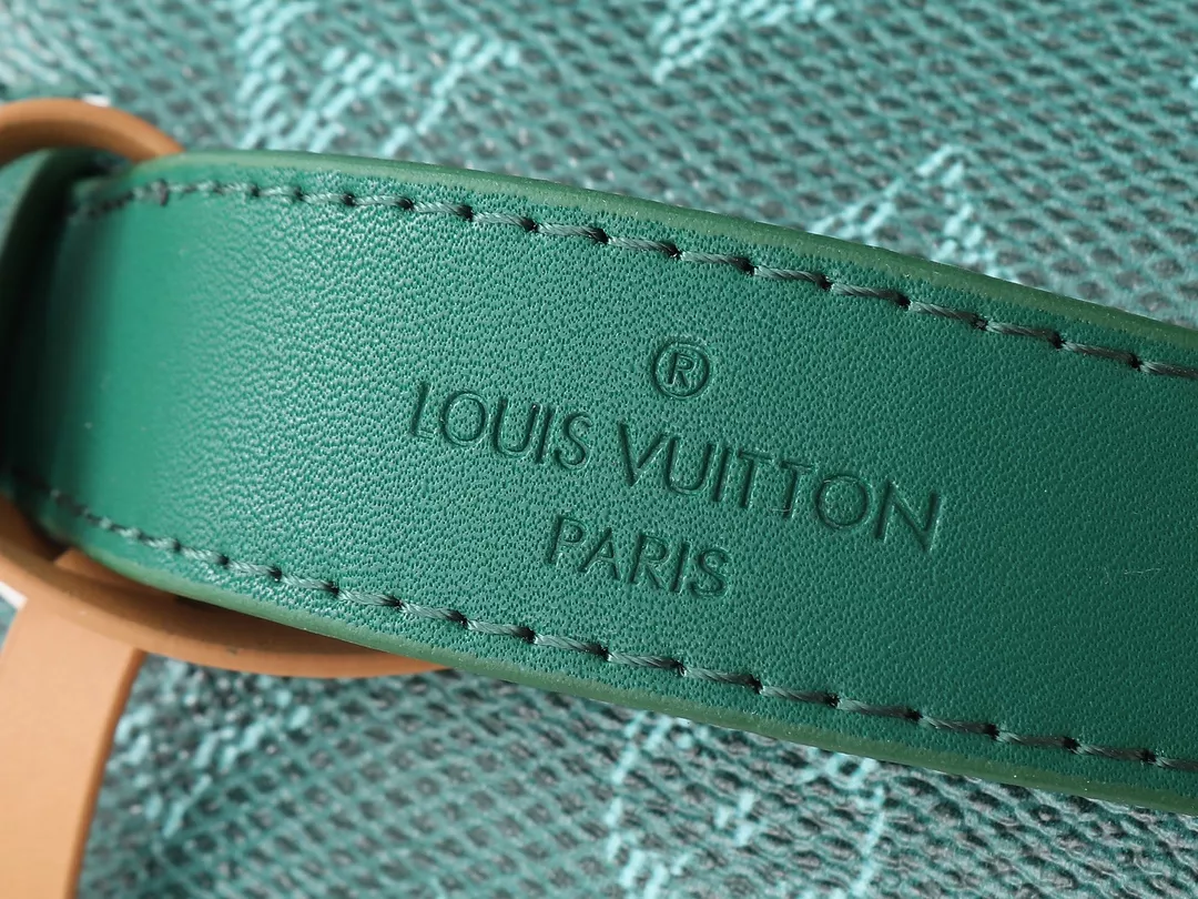 Louis Vuitton LV AAA Quality Belt Bags For Unisex AllSeason 3548