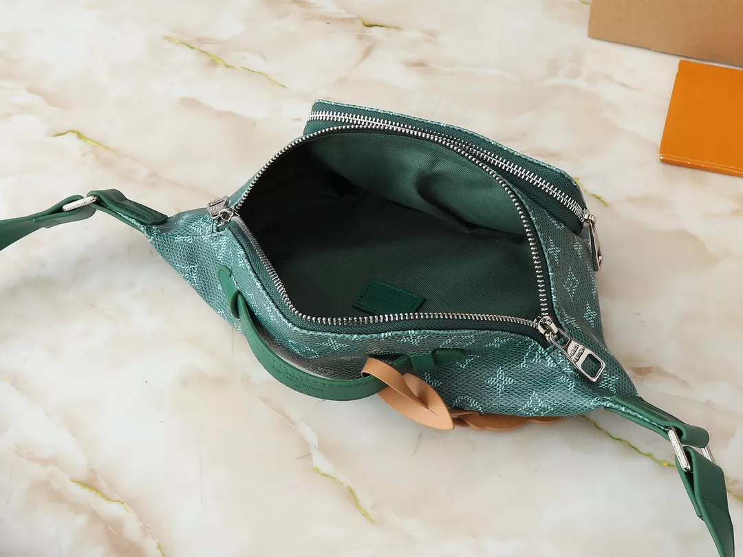 Louis Vuitton LV AAA Quality Belt Bags For Unisex AllSeason 3548