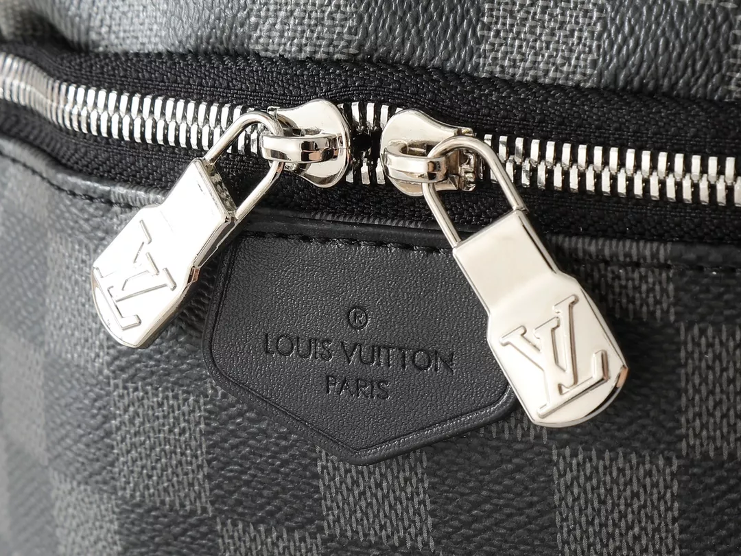 Louis Vuitton LV AAA Quality Belt Bags For Unisex Classic 6367