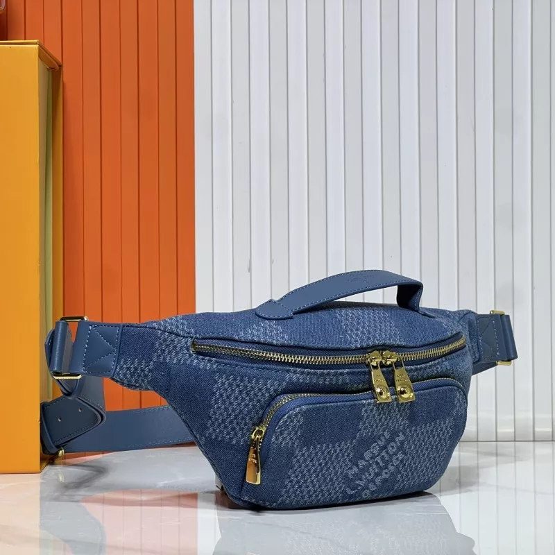 Louis Vuitton LV AAA Quality Belt Bags For Unisex Sophisticated 2912