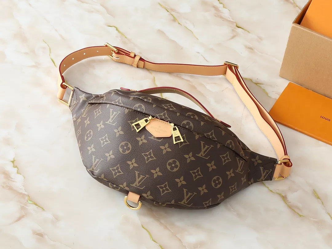 Louis Vuitton LV AAA Quality Belt Bags For Unisex Timeless 7908