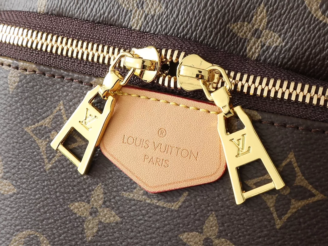 Louis Vuitton LV AAA Quality Belt Bags For Unisex Timeless 7908