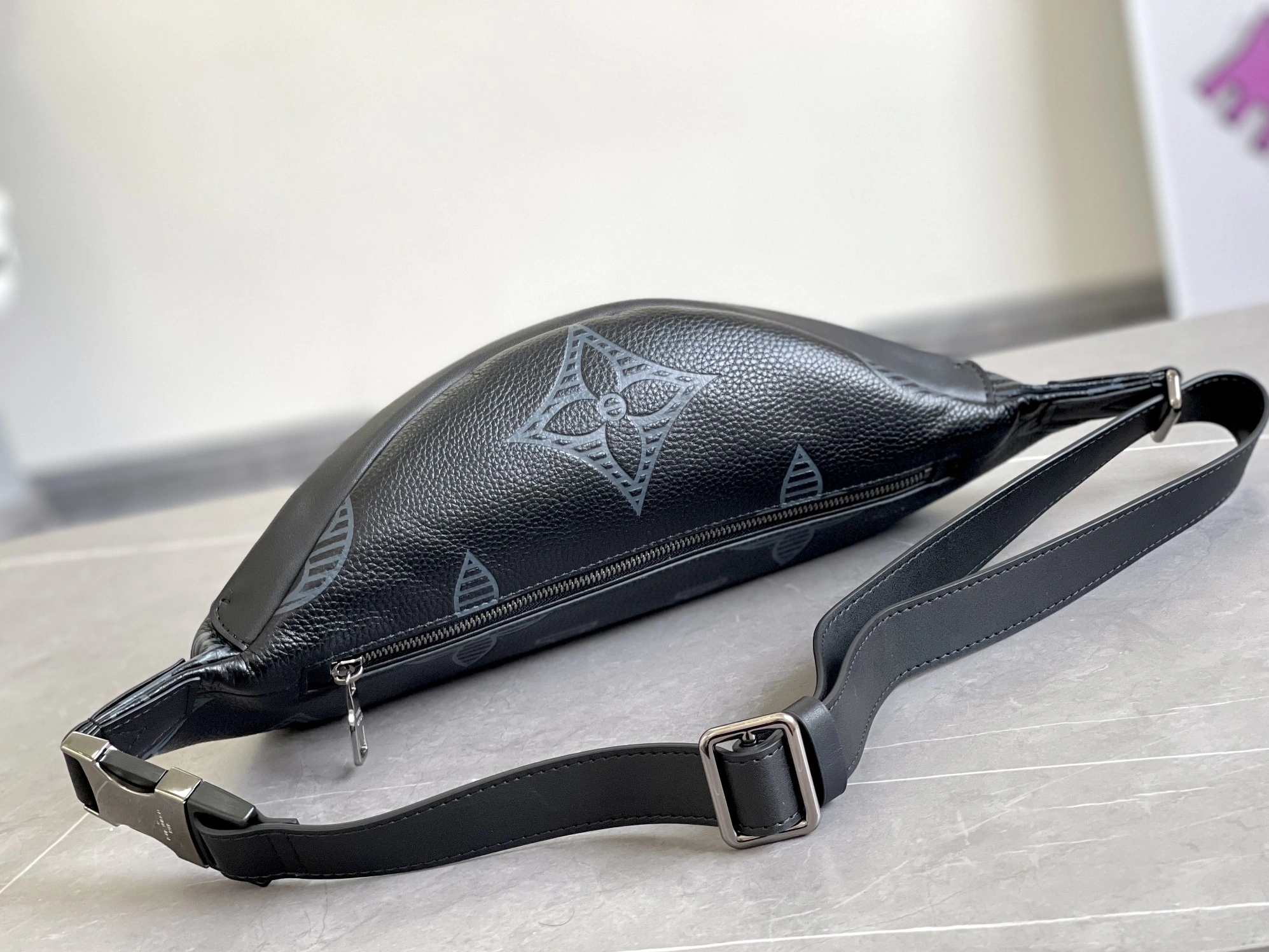 Louis Vuitton LV AAA Quality Belt Bags Modern 9647