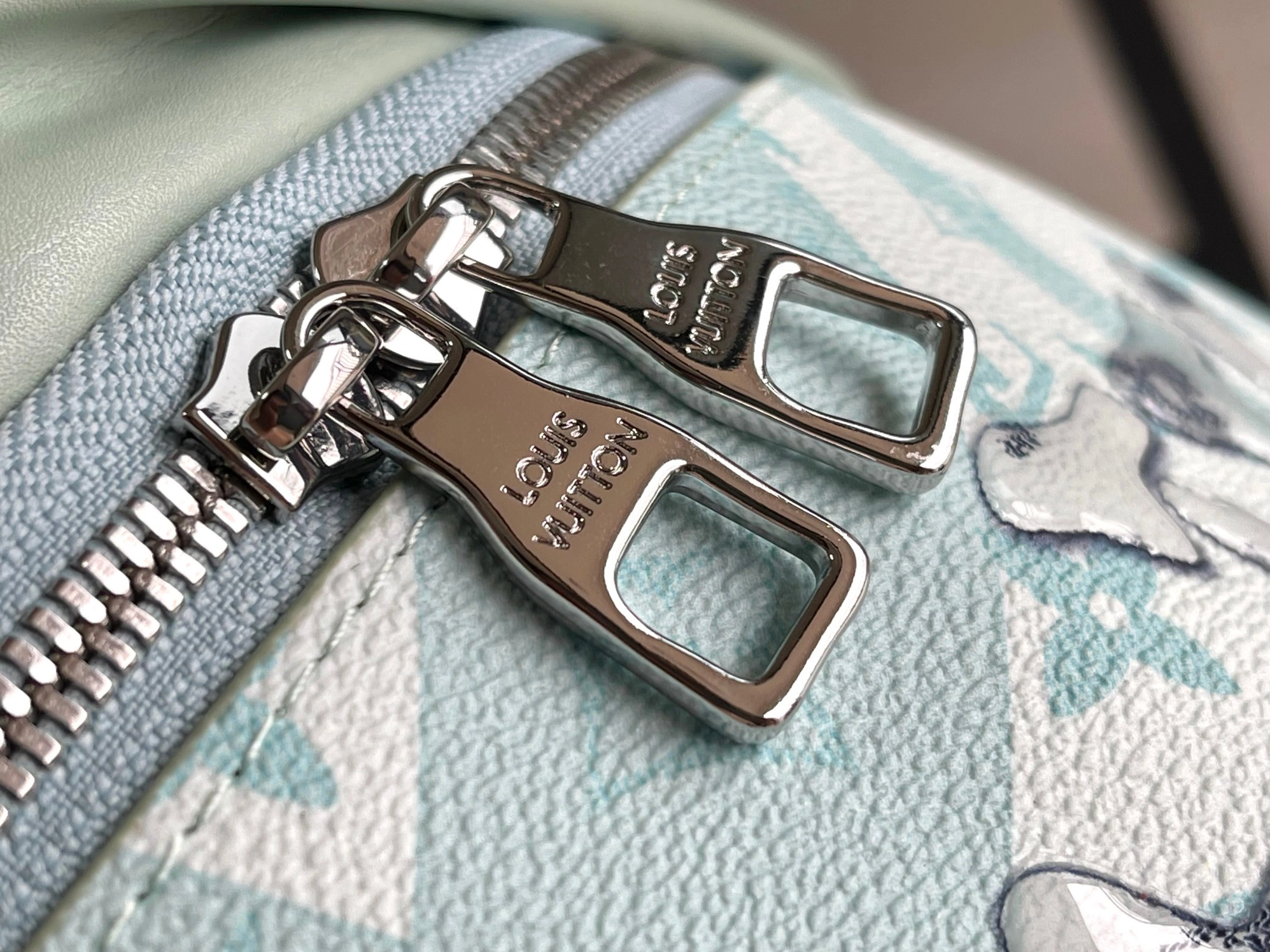 Louis Vuitton LV AAA Quality Belt Bags Refined 5355