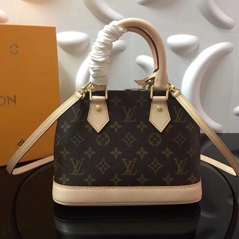 Louis Vuitton LV AAA Quality Messenger Bags For Women DailyWear 8721