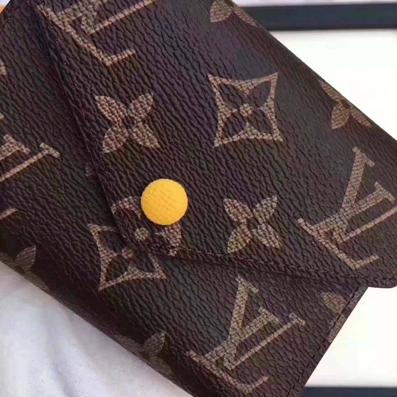 Louis Vuitton LV AAA Quality Wallets StreetReady 346