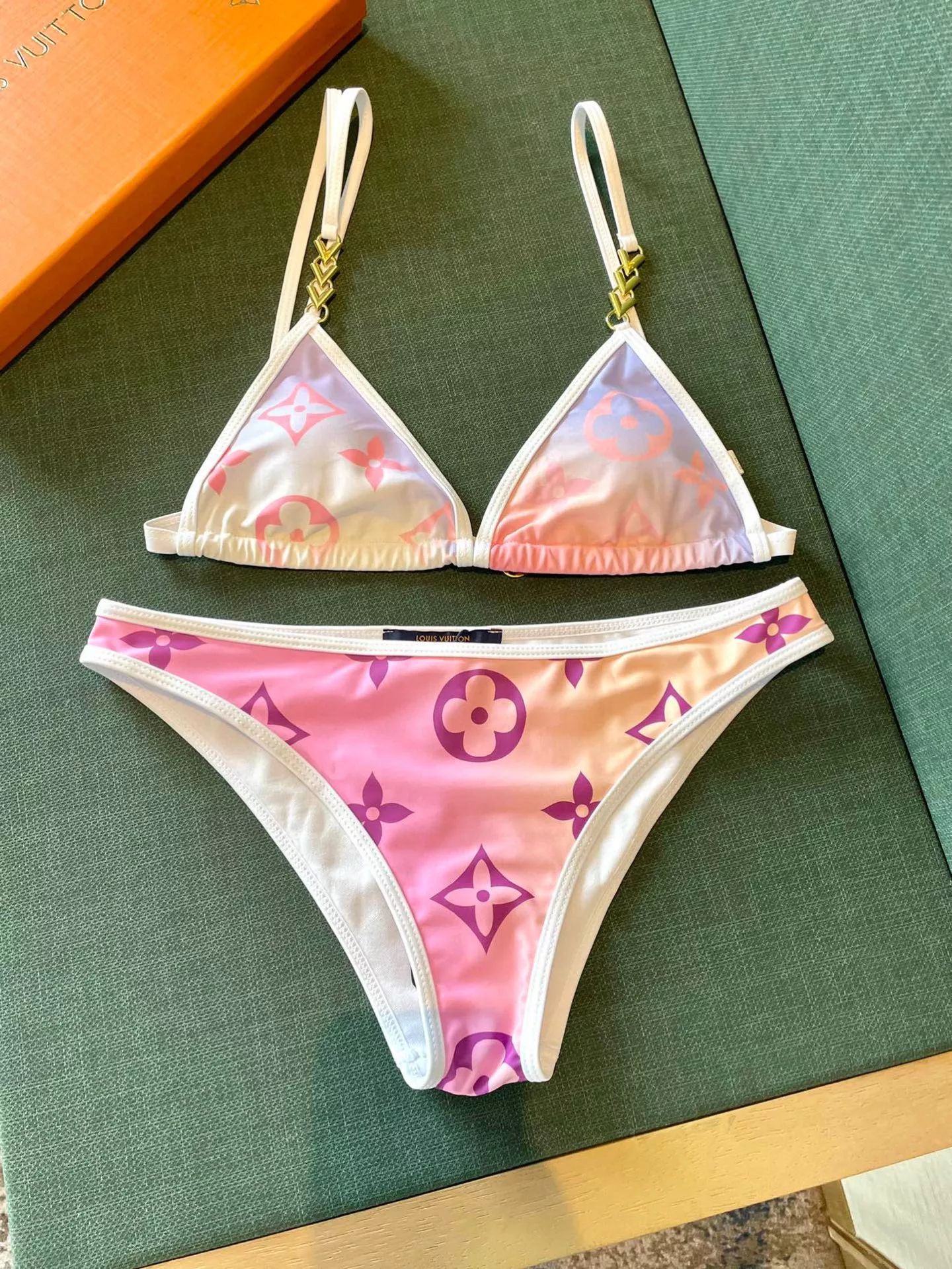 Louis Vuitton LV Bathing Suits For Women EasyMatch 3902
