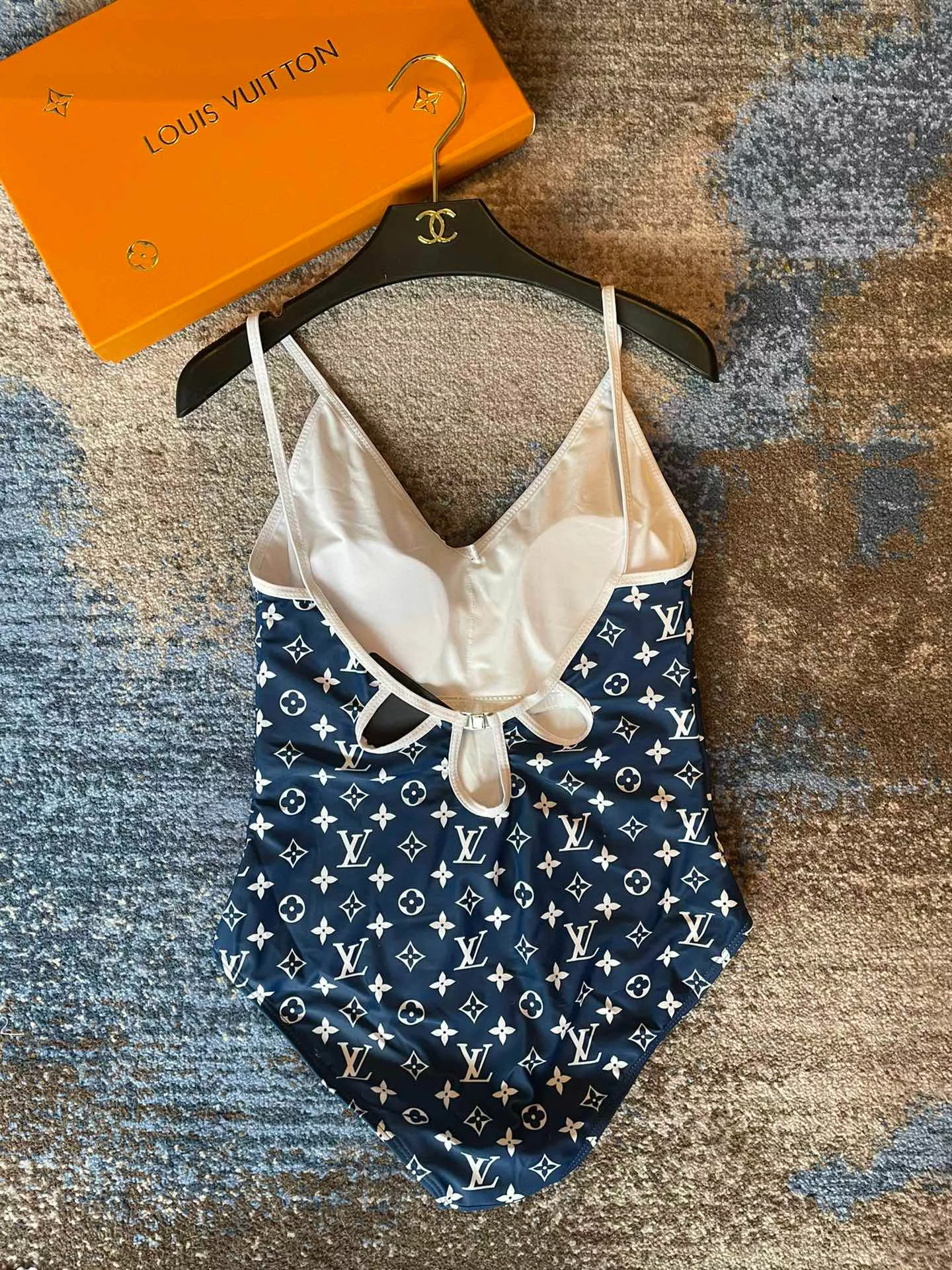 Louis Vuitton LV Bathing Suits For Women Practical 3555