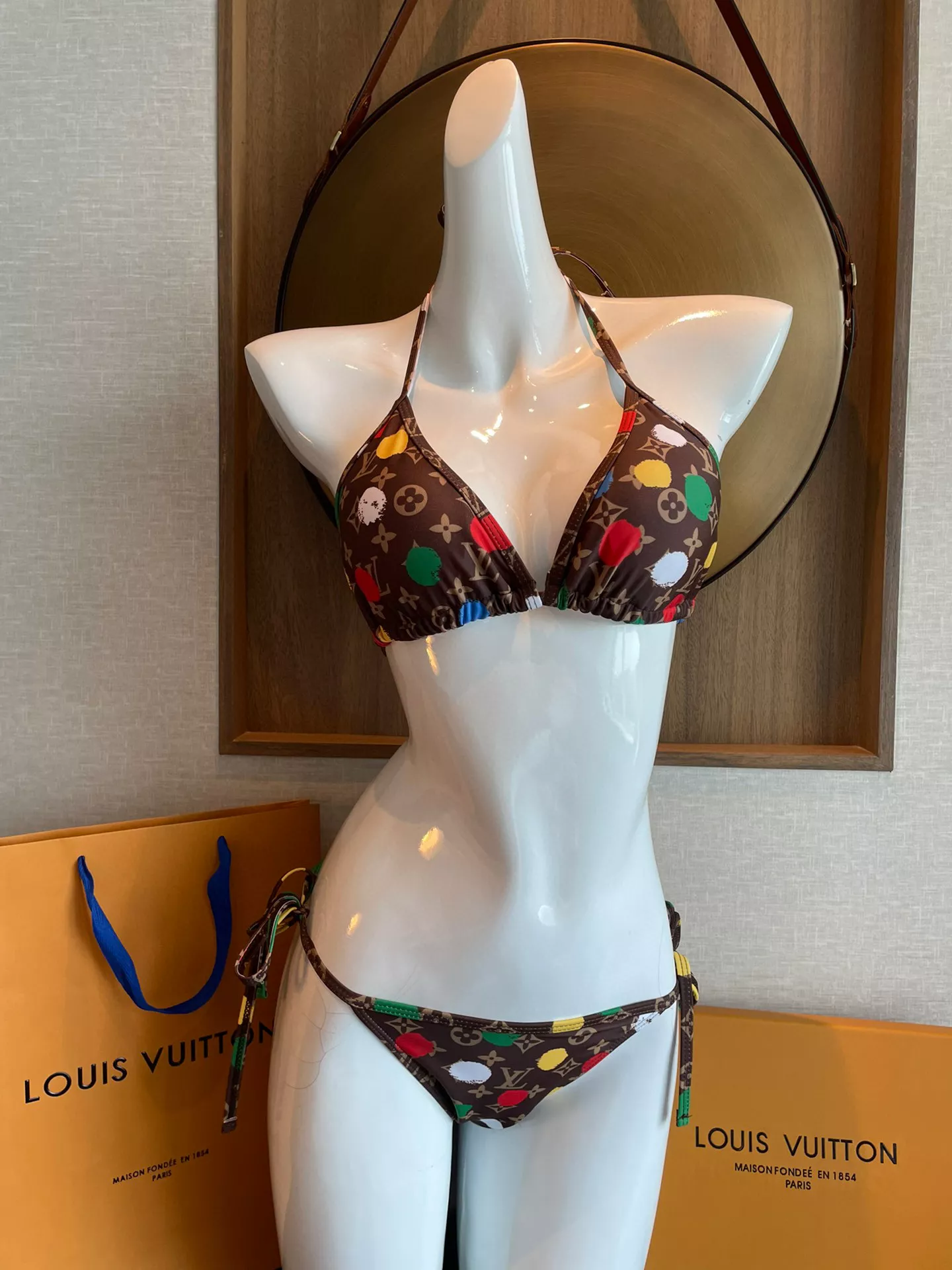 Louis Vuitton LV Bathing Suits For Women Sleek 8333