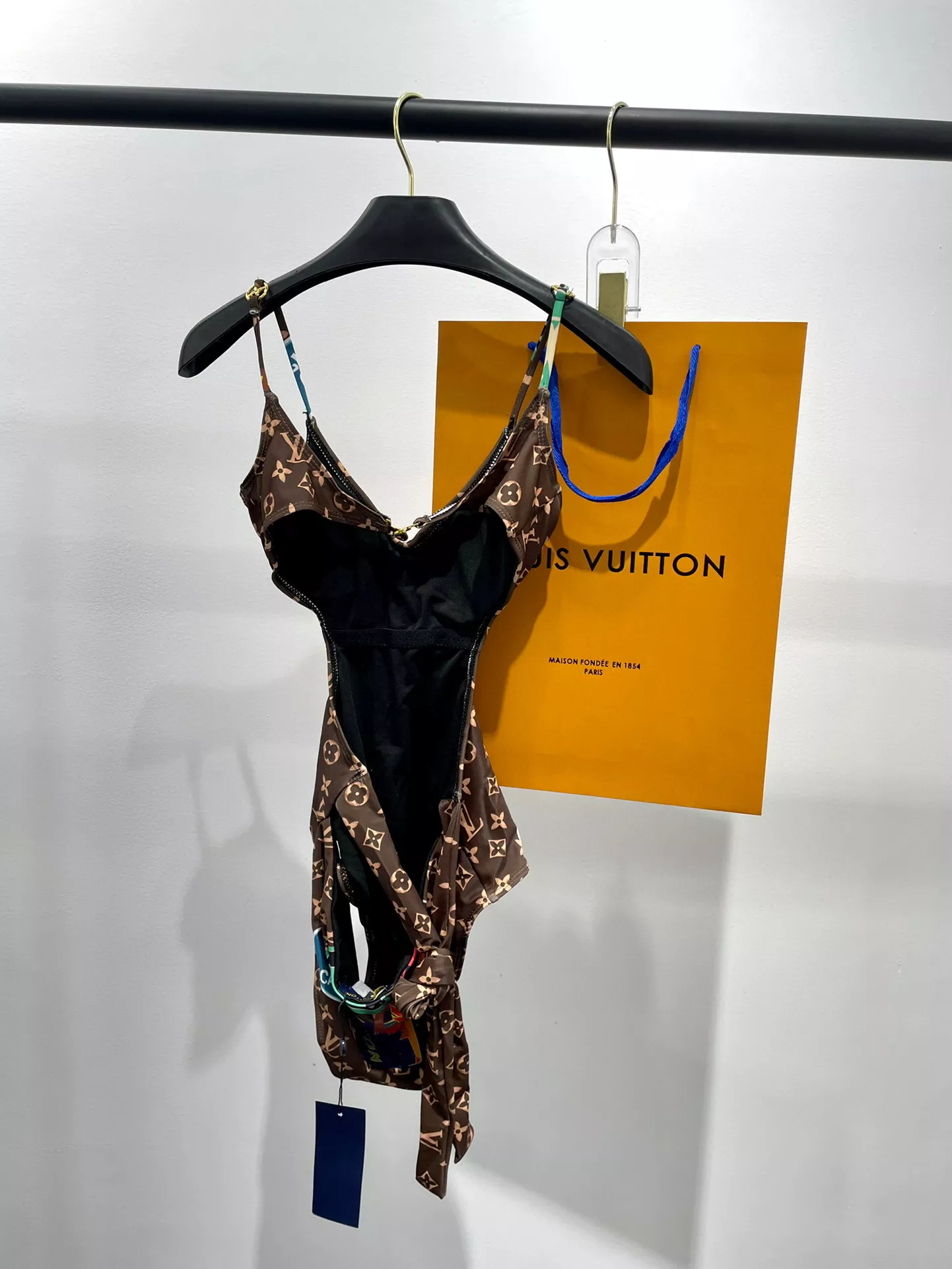 Louis Vuitton LV Bathing Suits For Women Versatile 1079