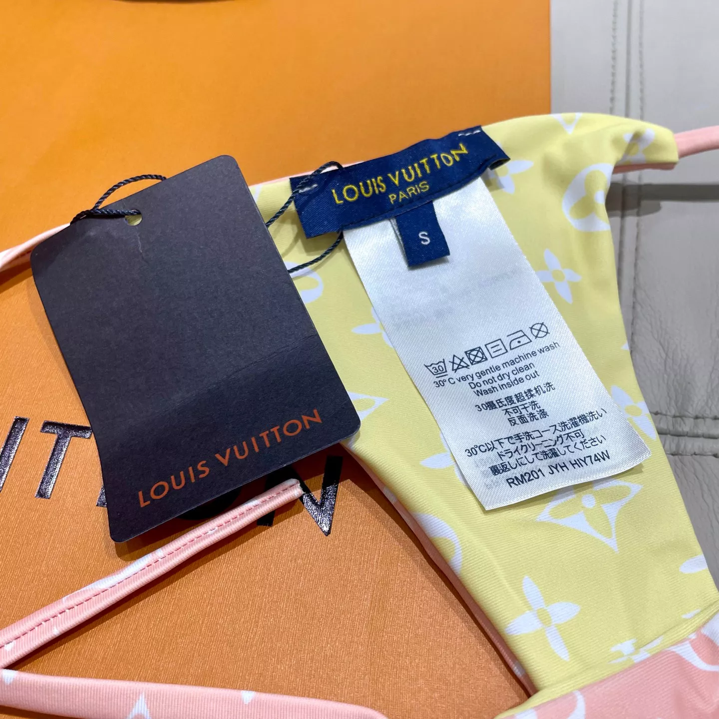 Louis Vuitton LV Bathing Suits For Women WellDesigned 6135