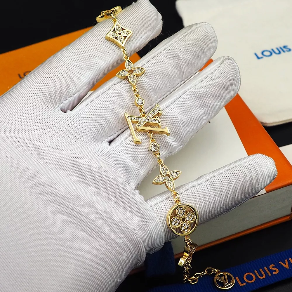 Louis Vuitton LV Bracelets Affordable 3932
