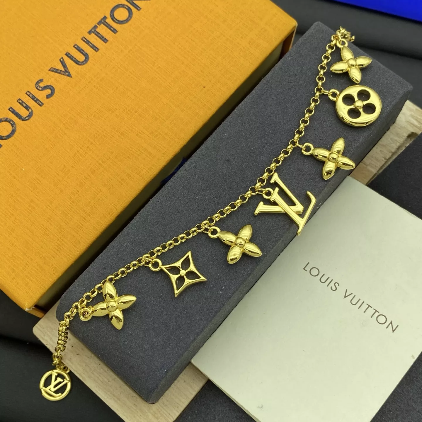 Louis Vuitton LV Bracelets BestValue 9307