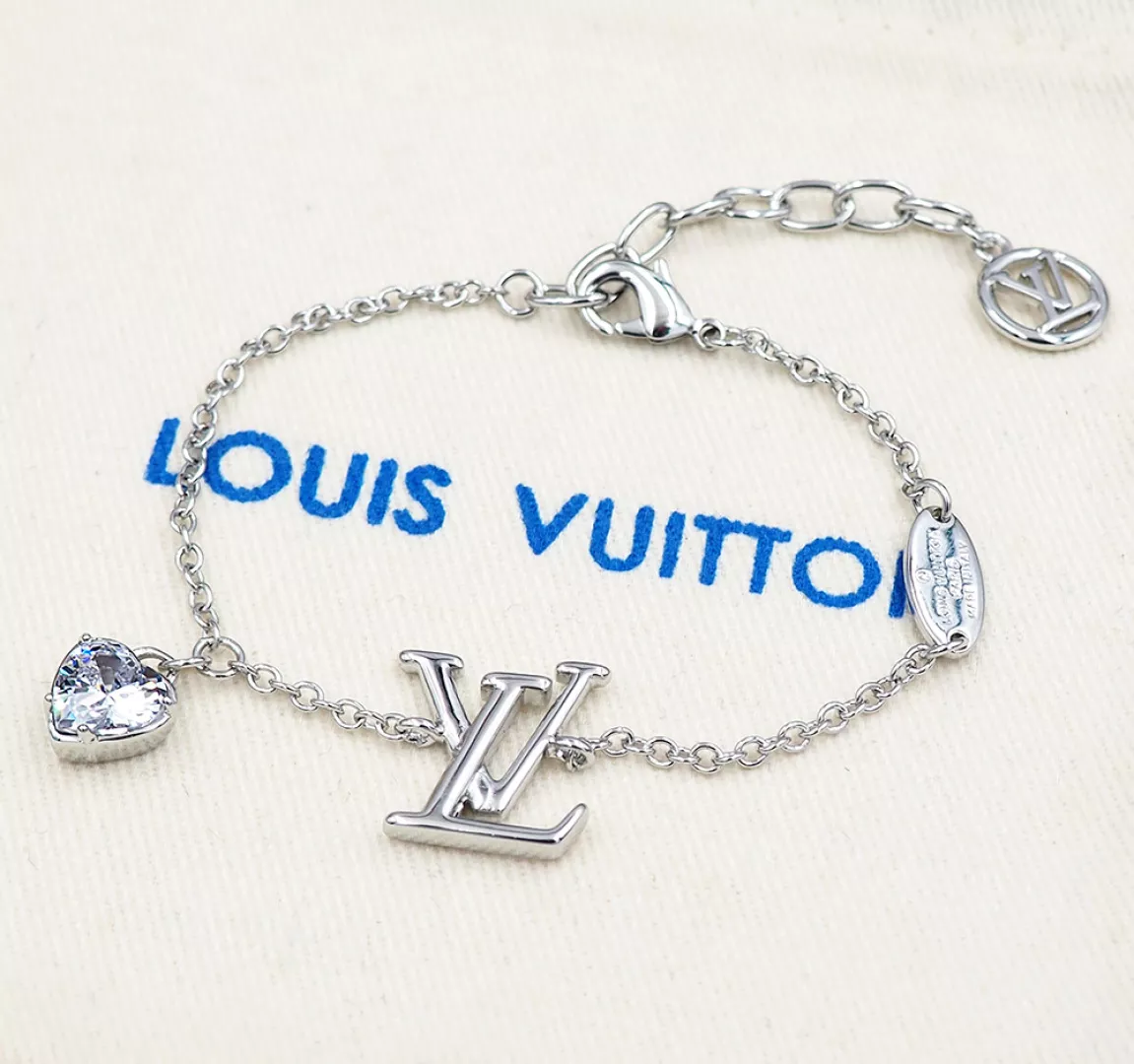 Louis Vuitton LV Bracelets Bright 2898