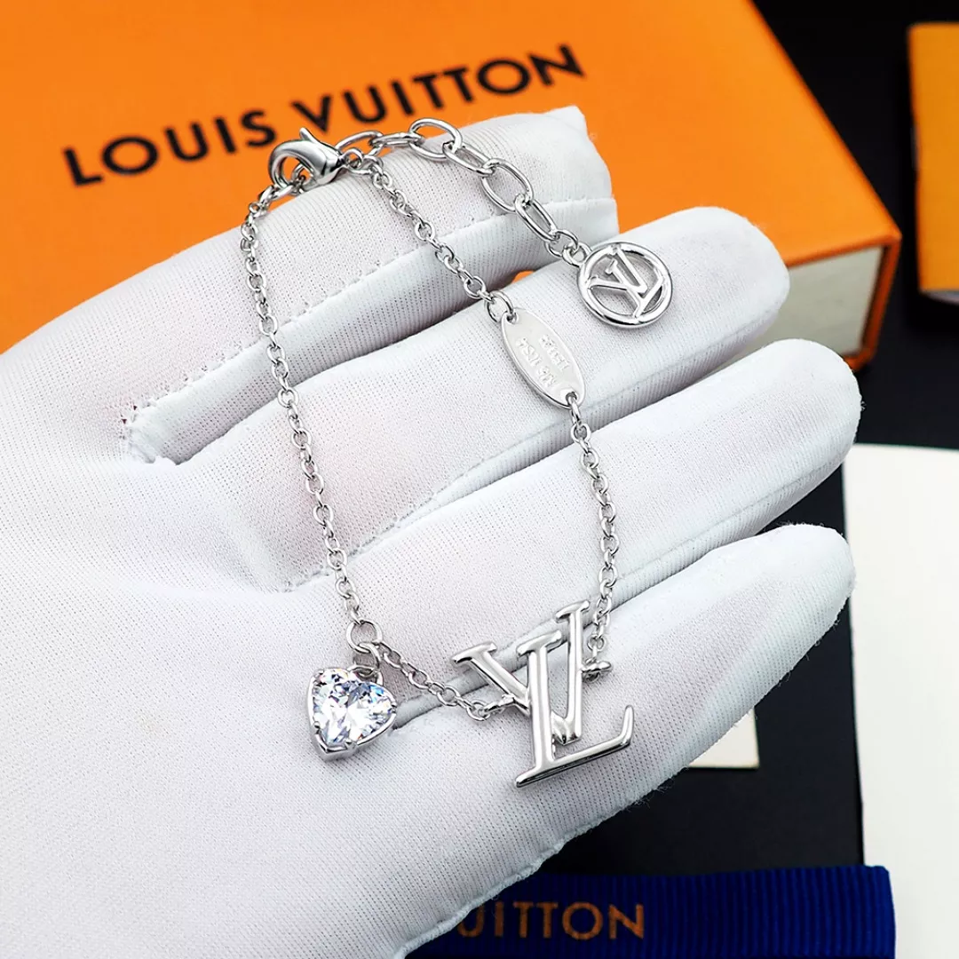 Louis Vuitton LV Bracelets Bright 2898
