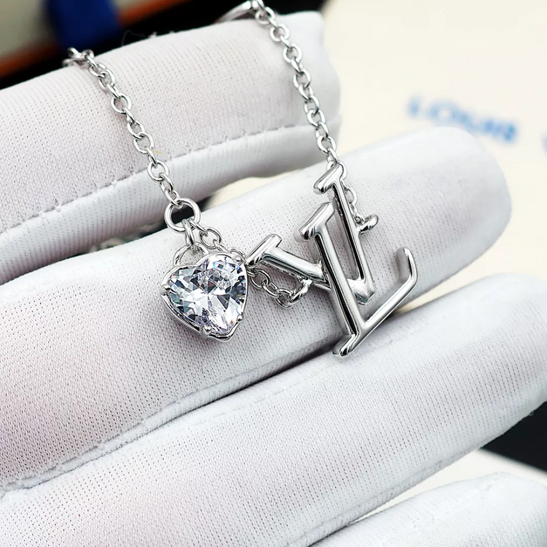 Louis Vuitton LV Bracelets Bright 2898