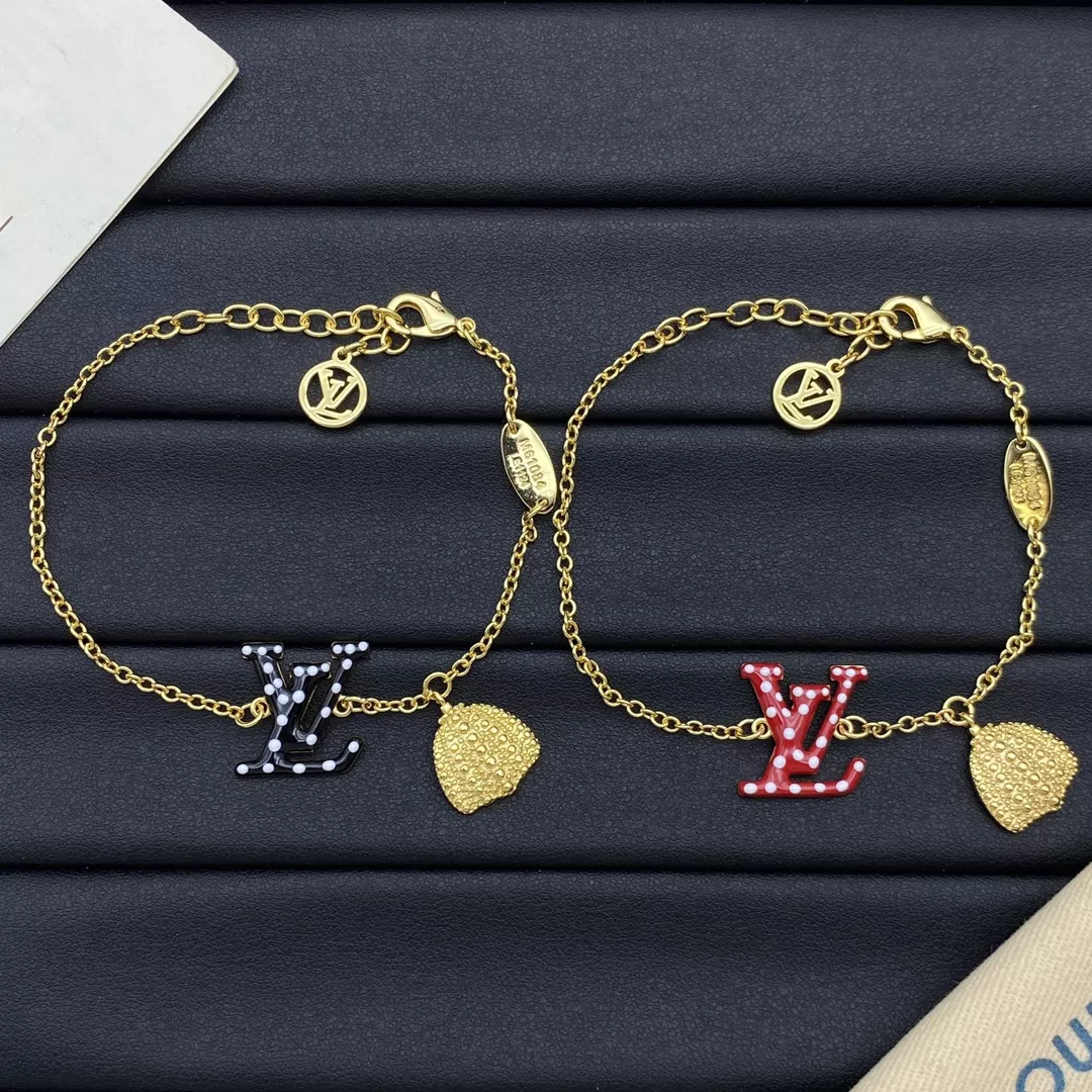 Louis Vuitton LV Bracelets EyeCatching 731