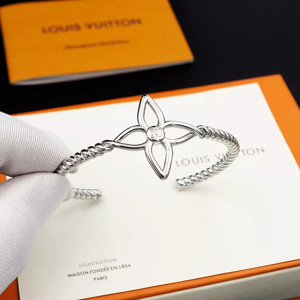 Louis Vuitton LV Bracelets Flexible 5185